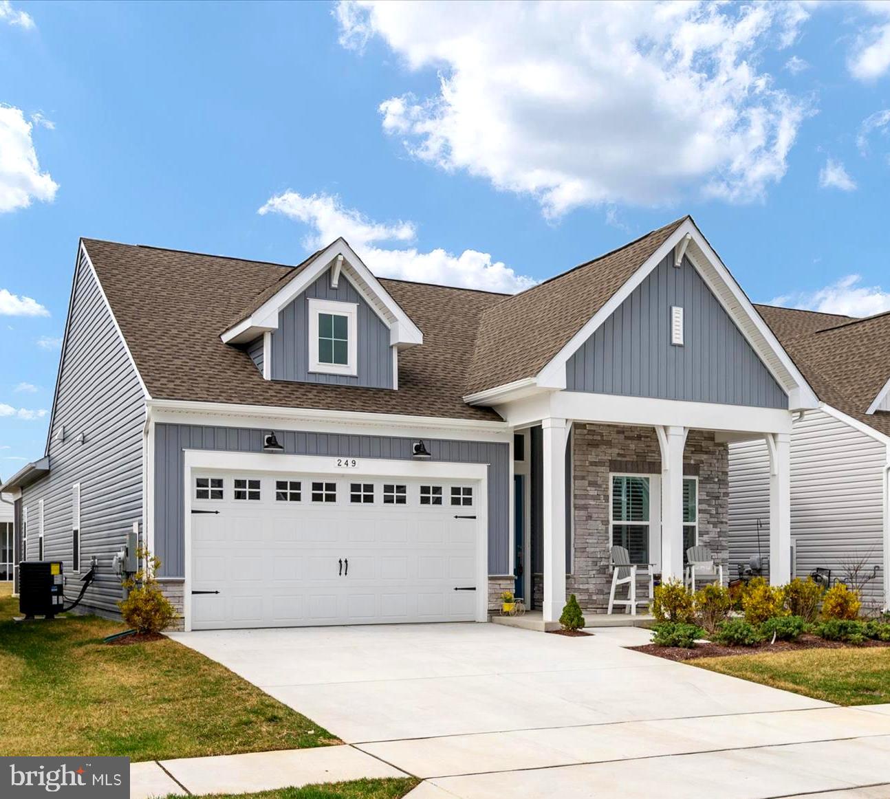 FOUR SEASONS AT KENT ISLAND - Residential