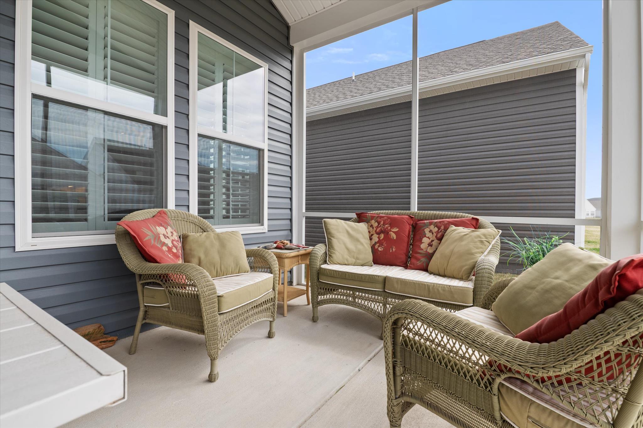 FOUR SEASONS AT KENT ISLAND - Residential