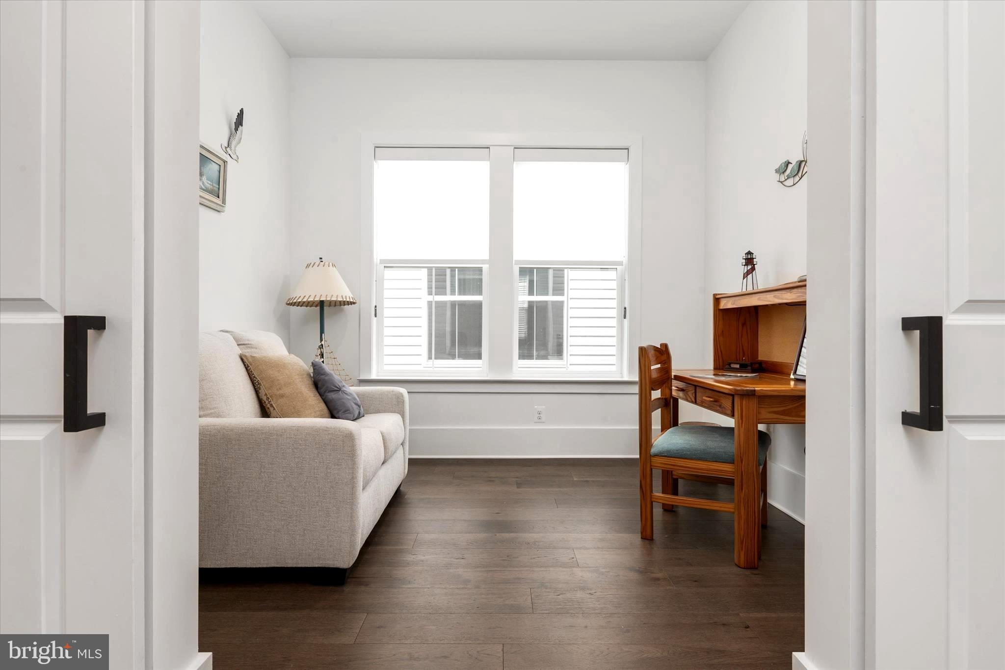 FOUR SEASONS AT KENT ISLAND - Residential