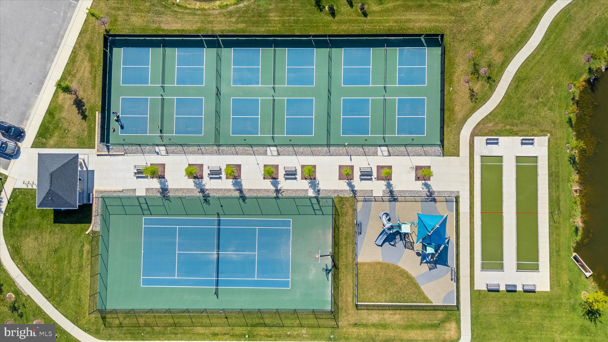 FOUR SEASONS AT KENT ISLAND - Residential