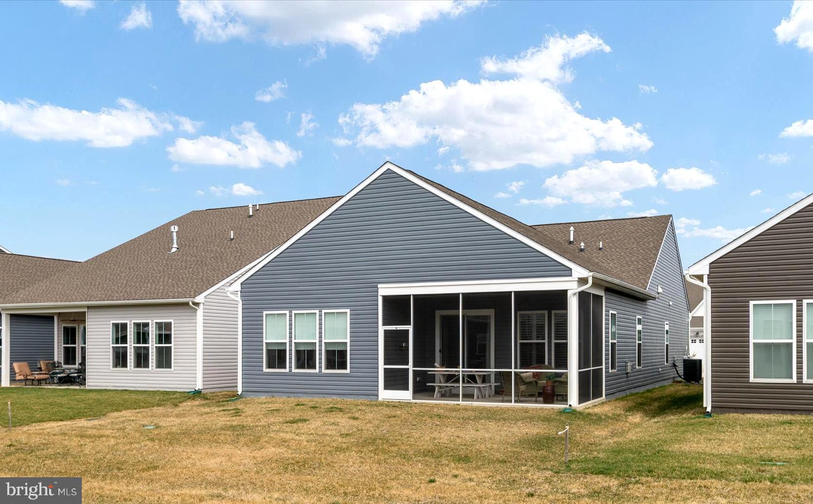 FOUR SEASONS AT KENT ISLAND - Residential