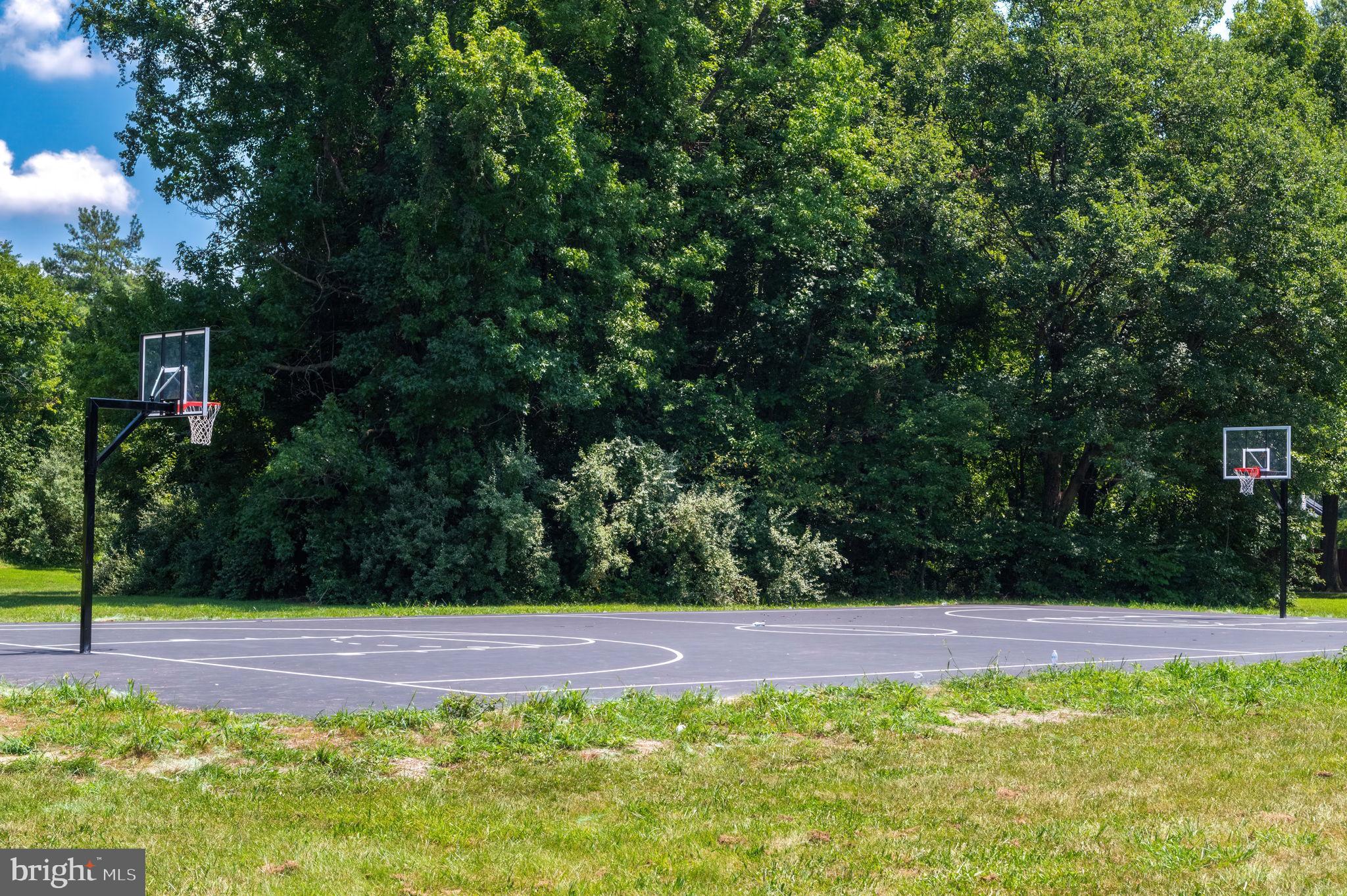 EVERGREEN ESTATES - Residential