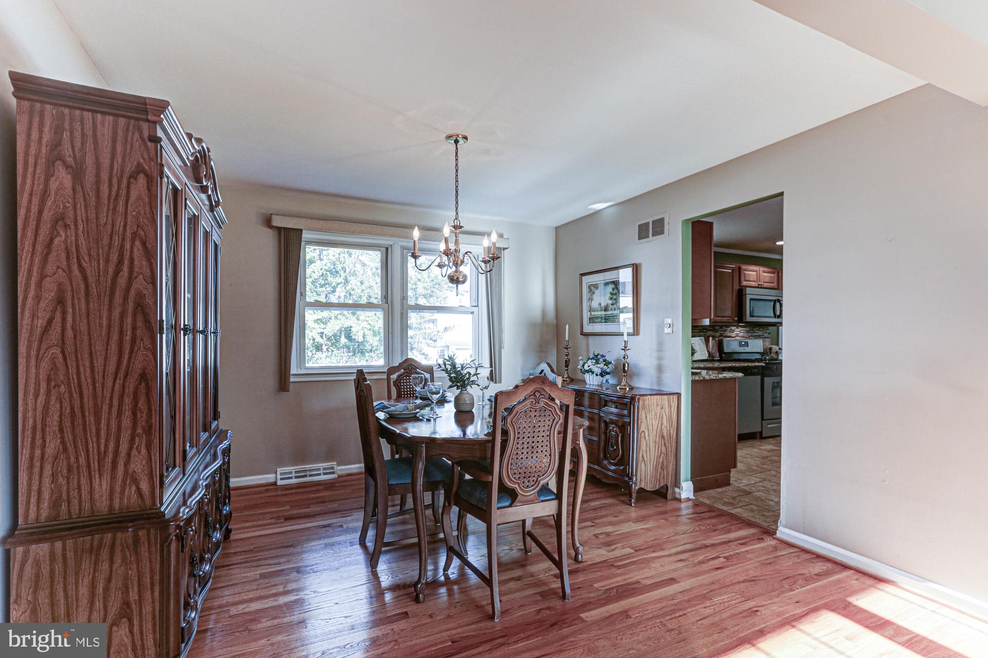 307 E ROOSEVELT AVENUE