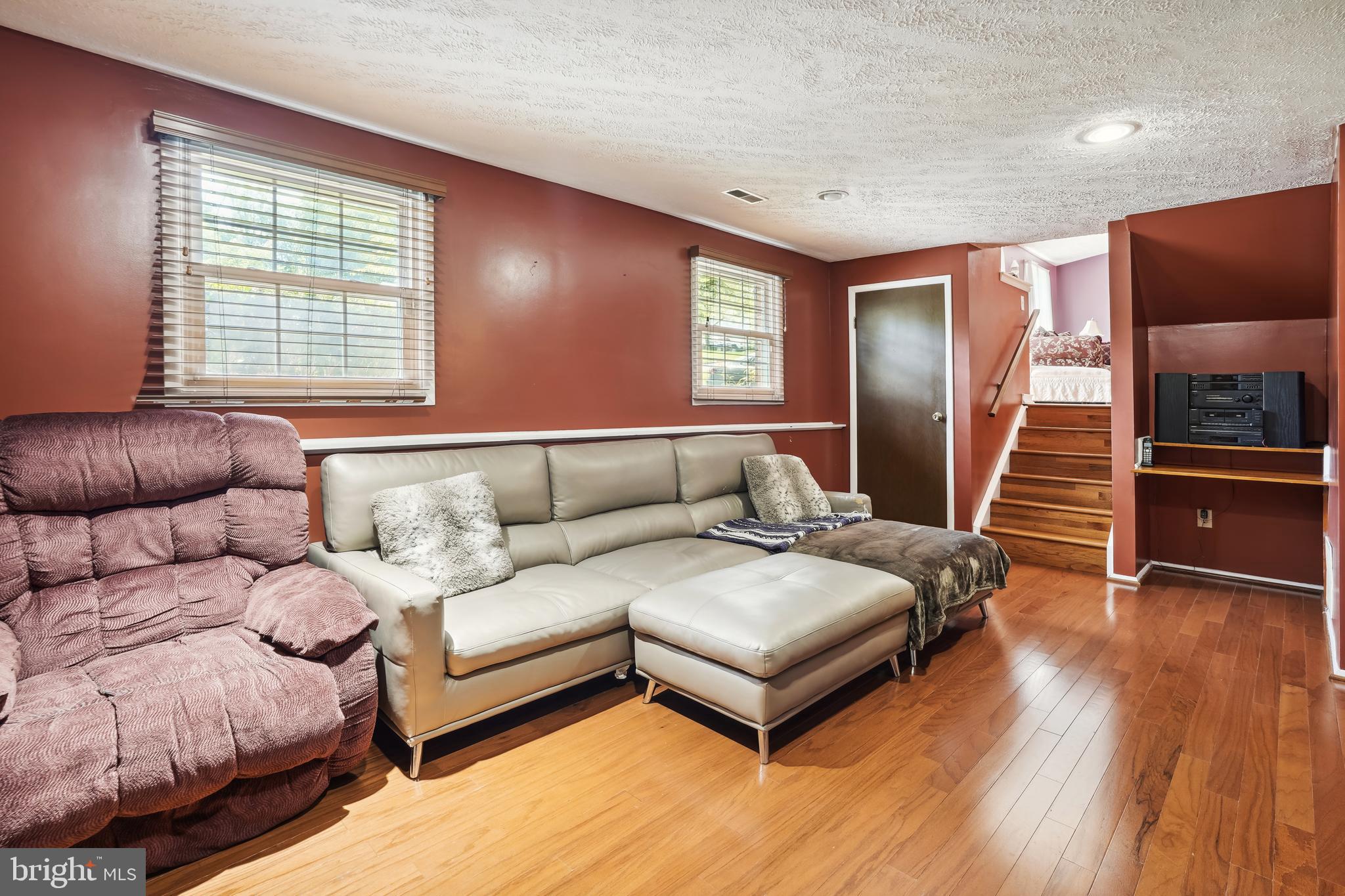 NEWPORT - Residential