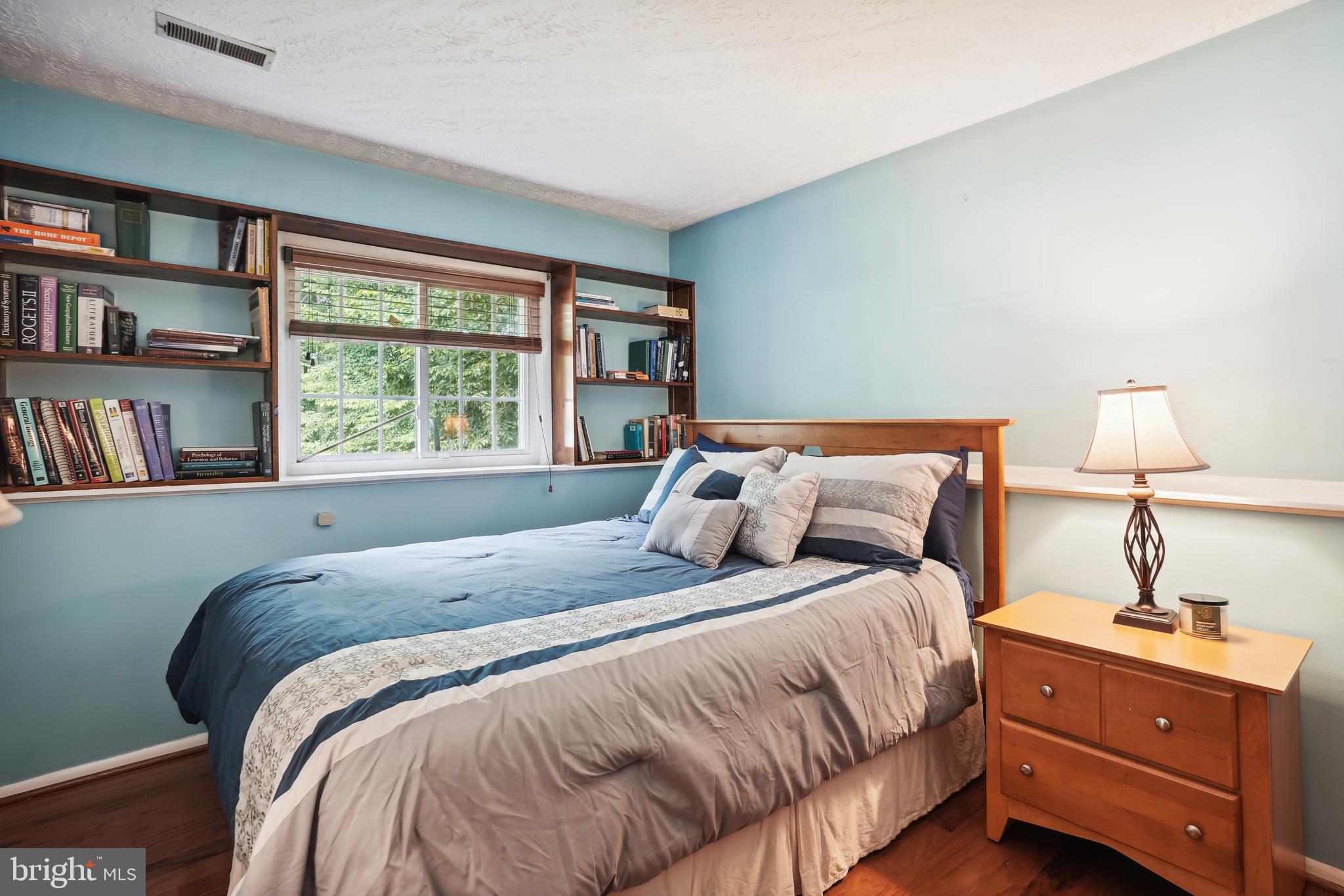 NEWPORT - Residential