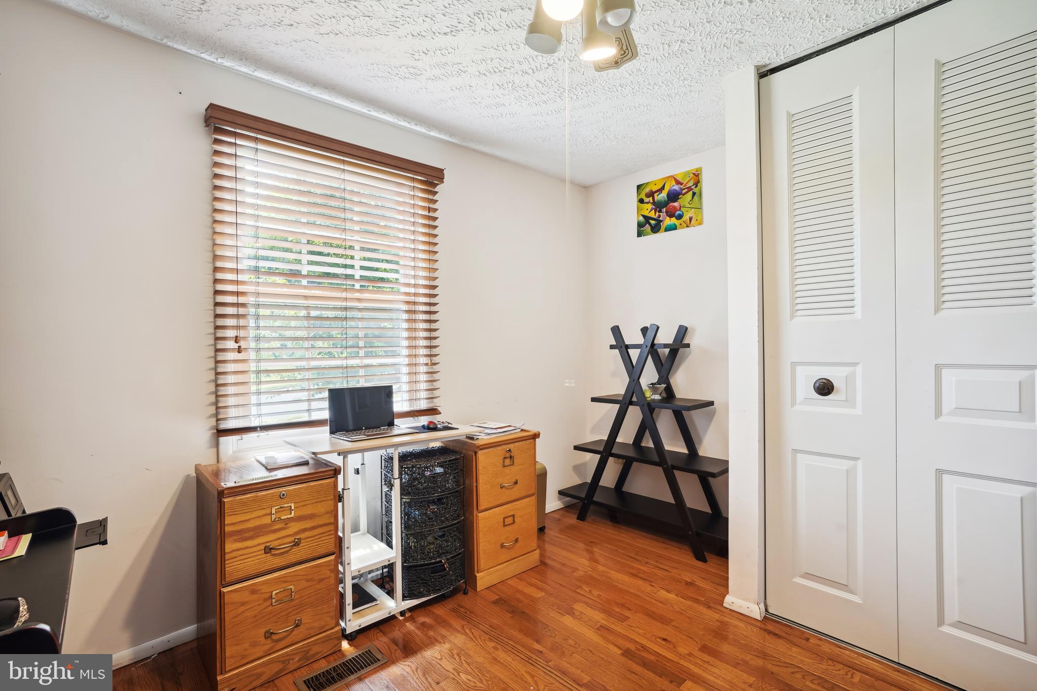 NEWPORT - Residential