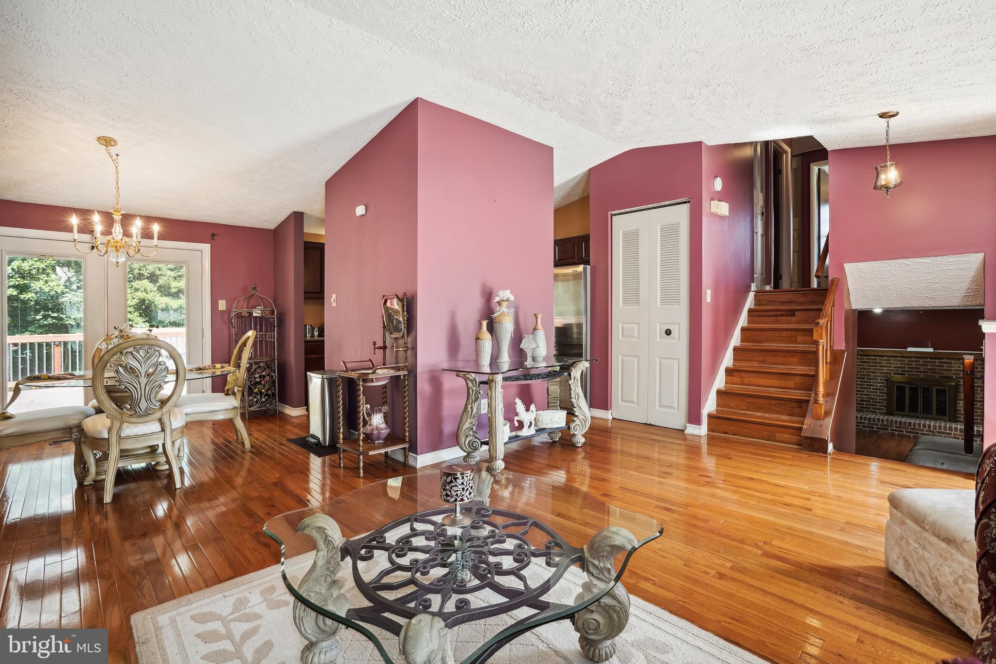 NEWPORT - Residential