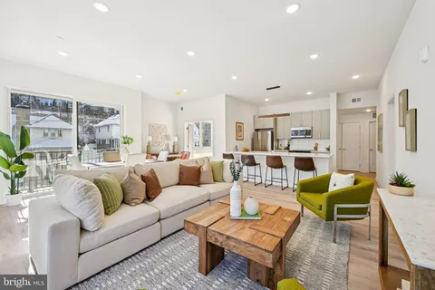 23 Rock Hill Road Unit 205, Bala Cynwyd, PA MLS: PAMC2168418