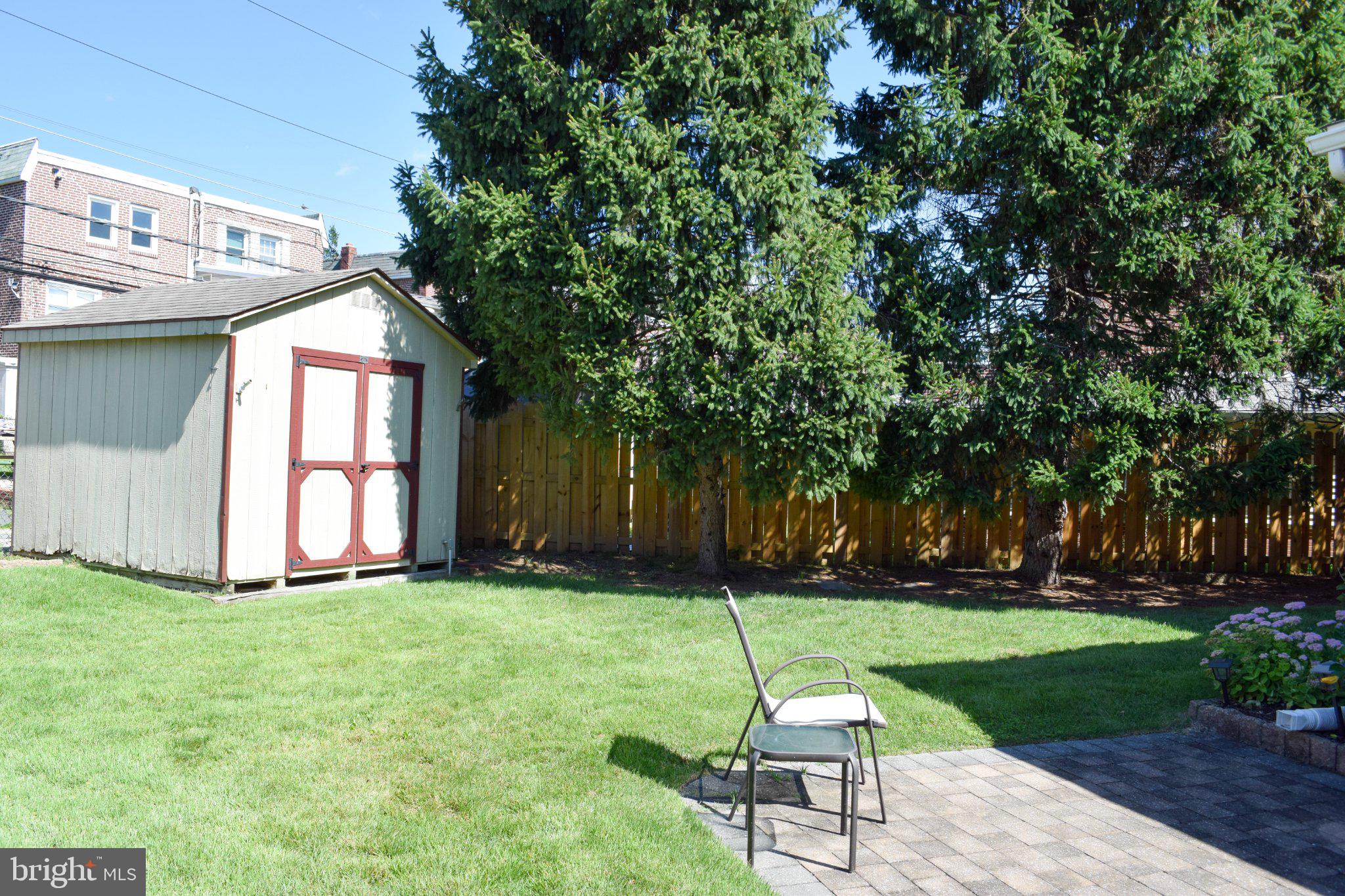 516 PARKVIEW CIRCLE