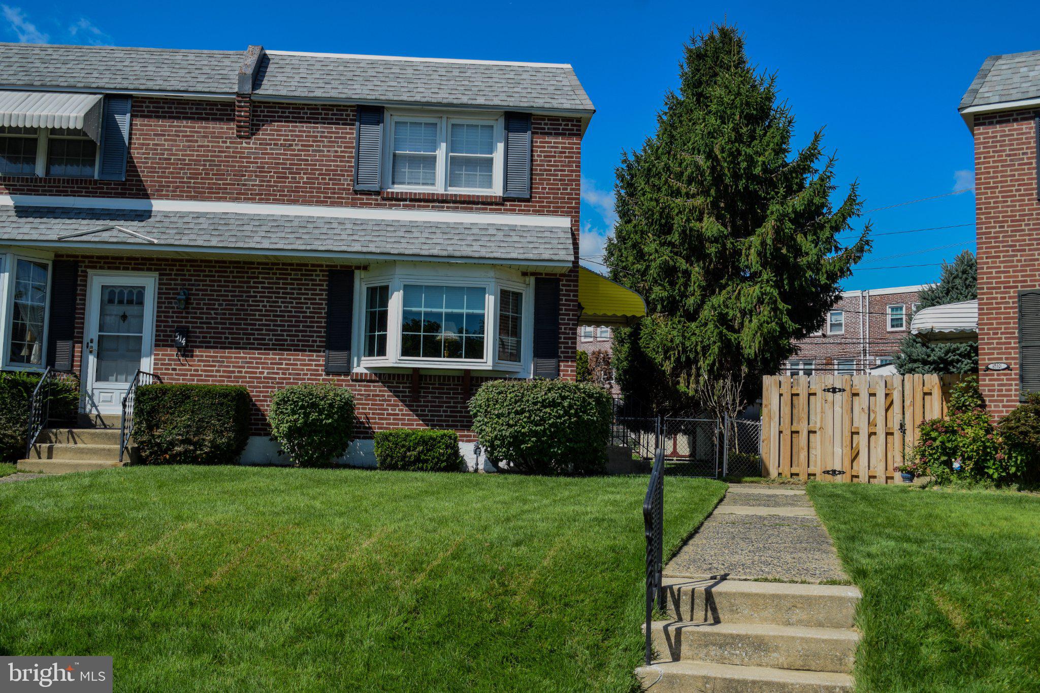 516 PARKVIEW CIRCLE