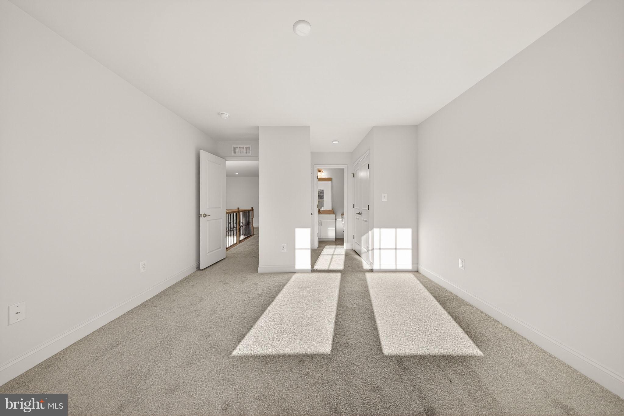 BROOKFIELD - Residential