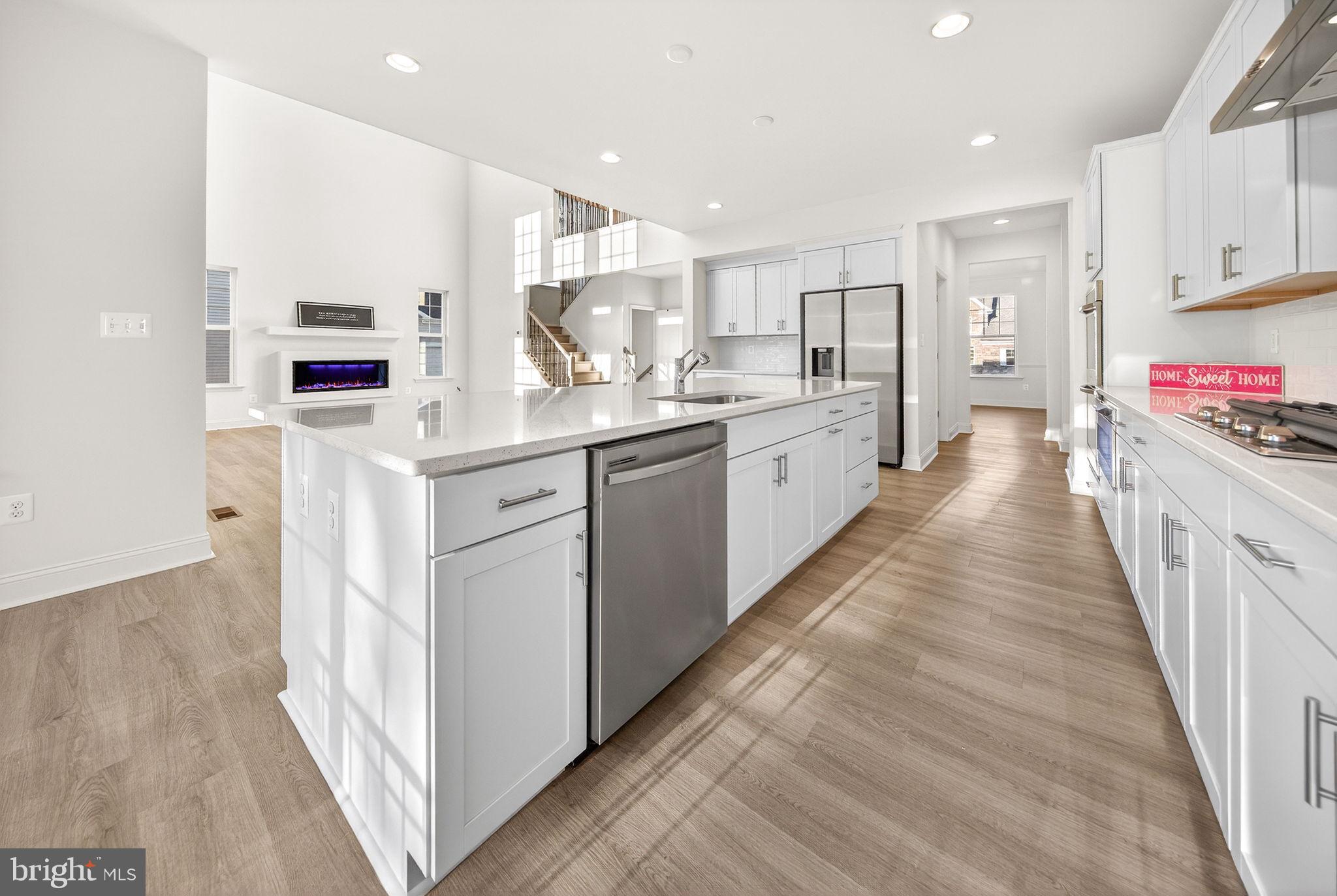 BROOKFIELD - Residential