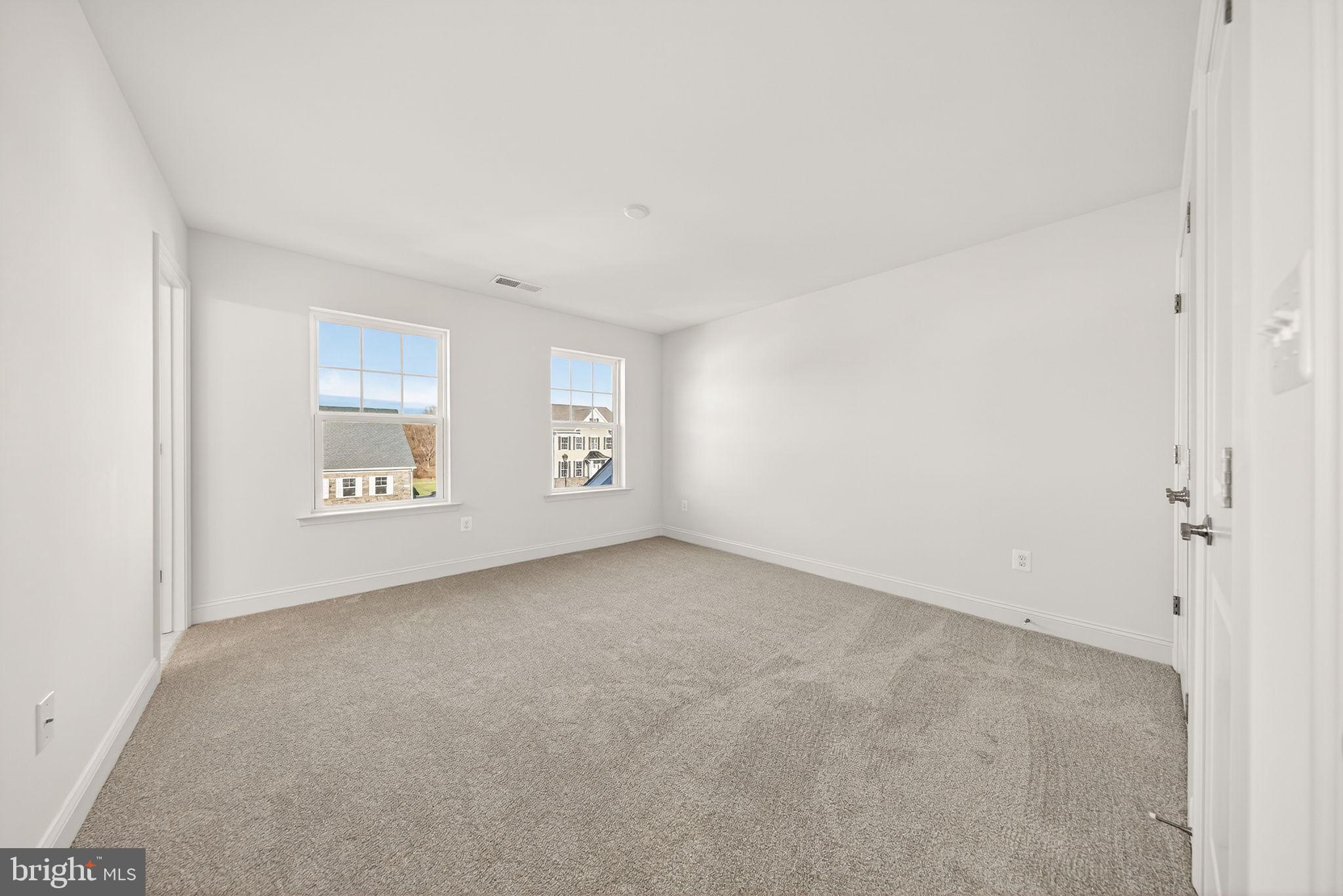 BROOKFIELD - Residential