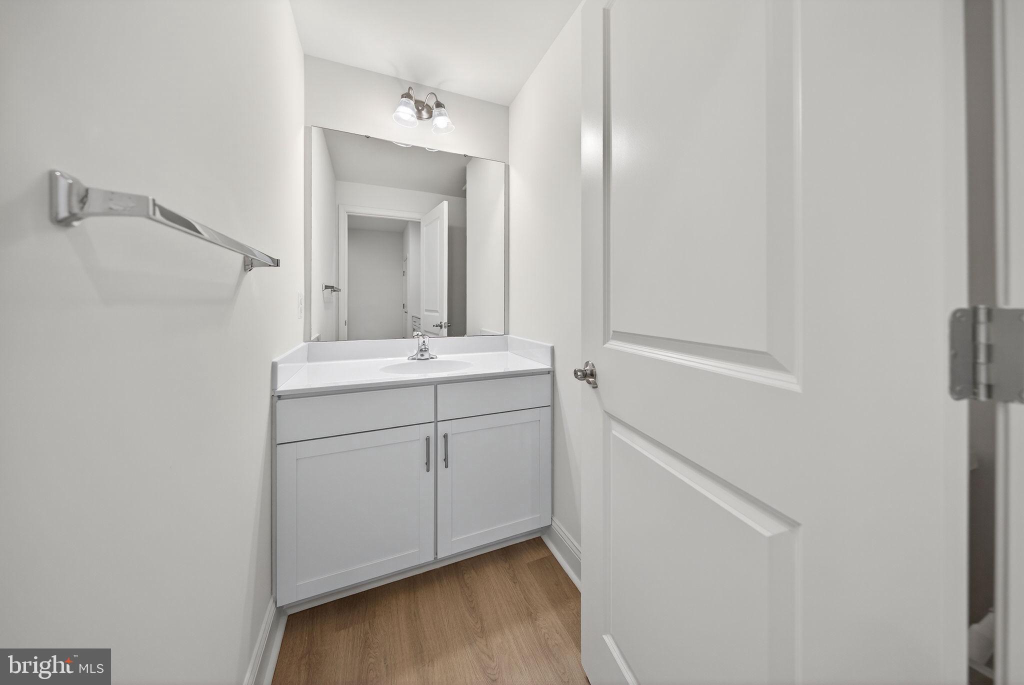 BROOKFIELD - Residential