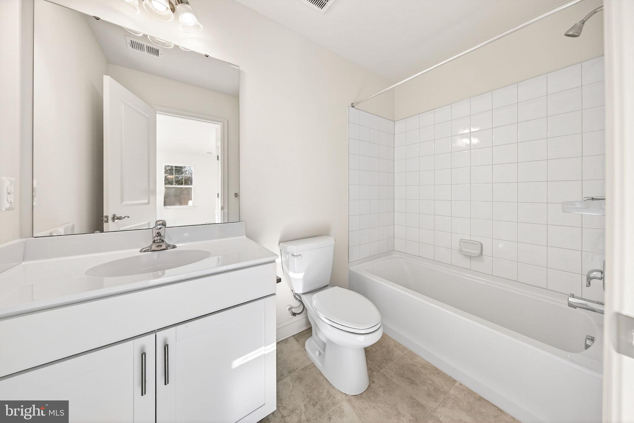 BROOKFIELD - Residential