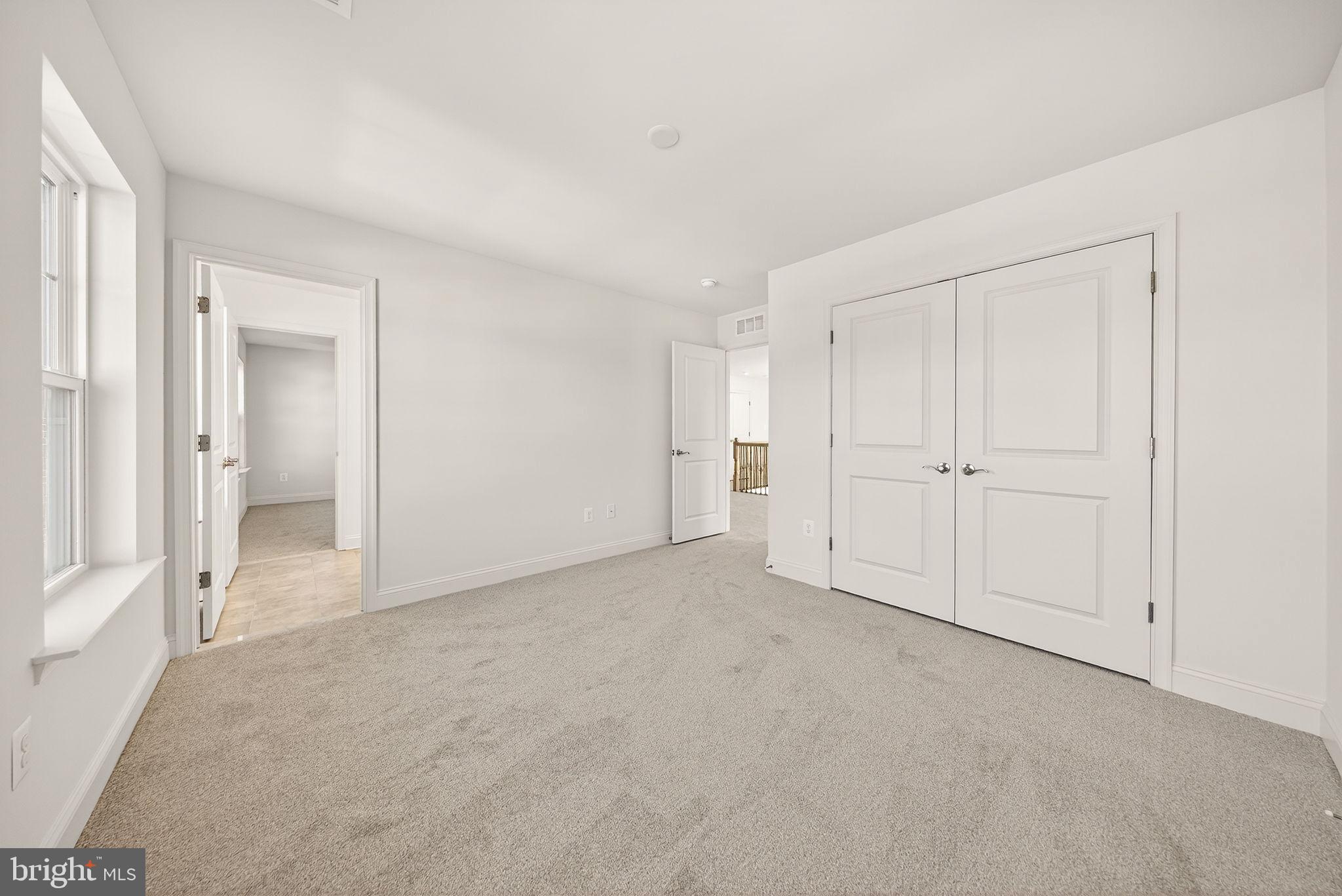 BROOKFIELD - Residential