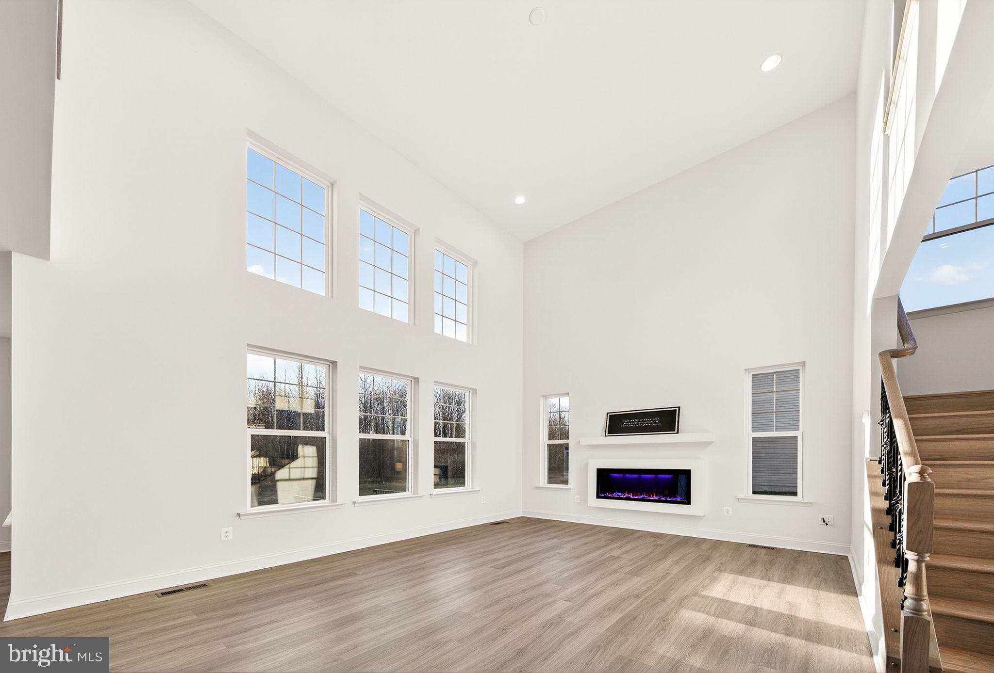 BROOKFIELD - Residential