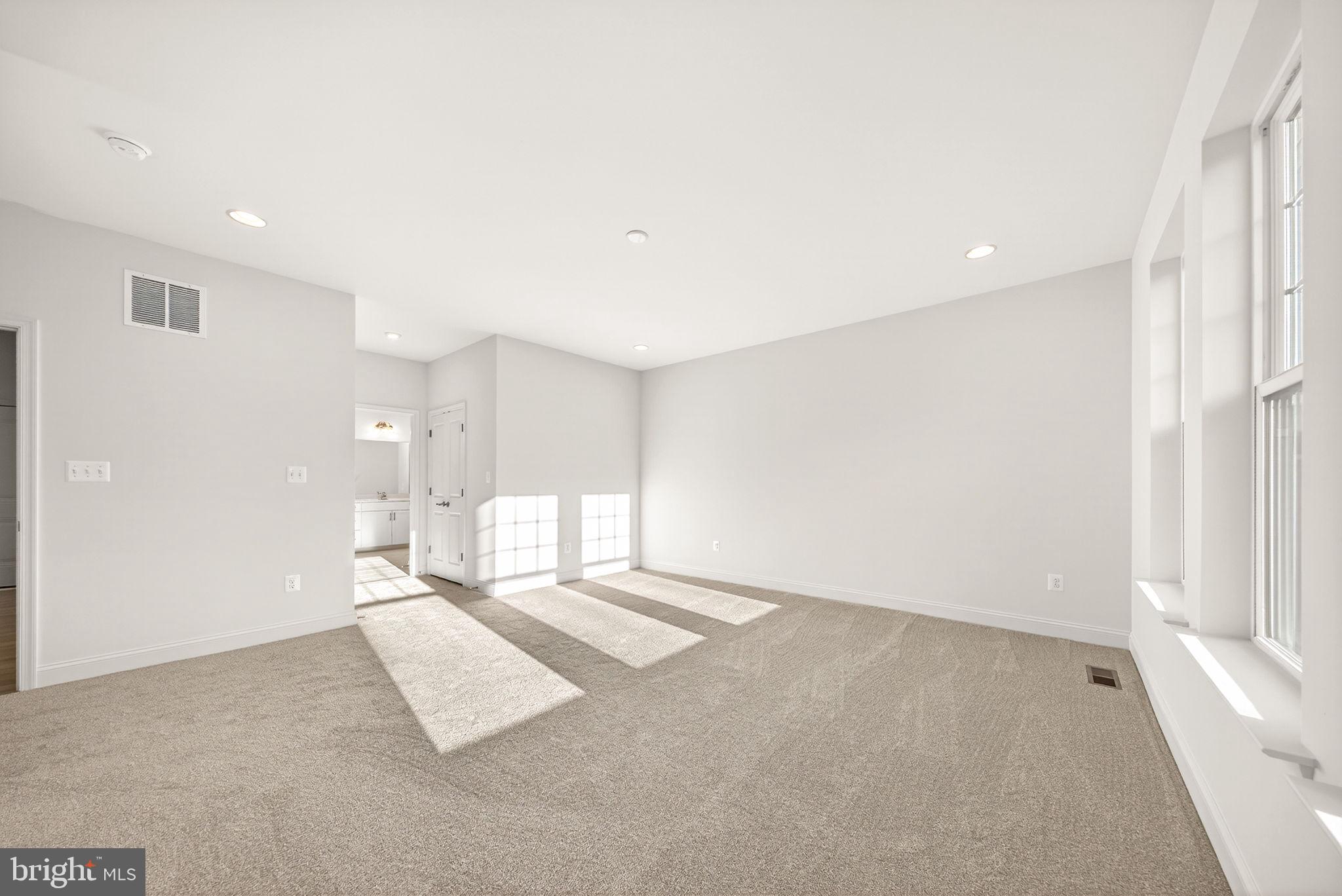 BROOKFIELD - Residential