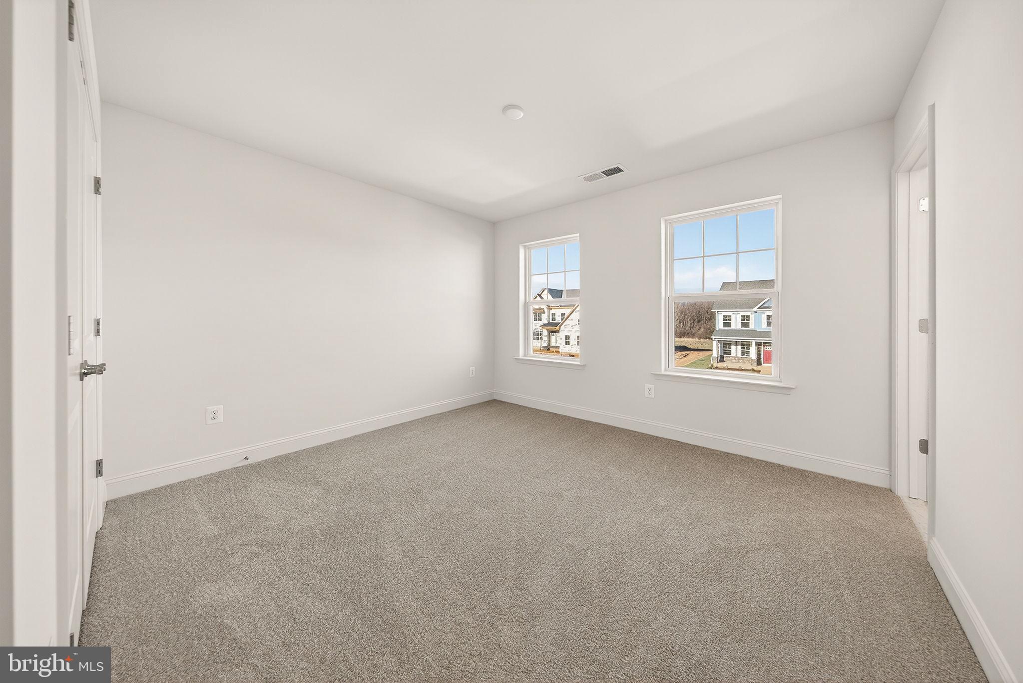 BROOKFIELD - Residential