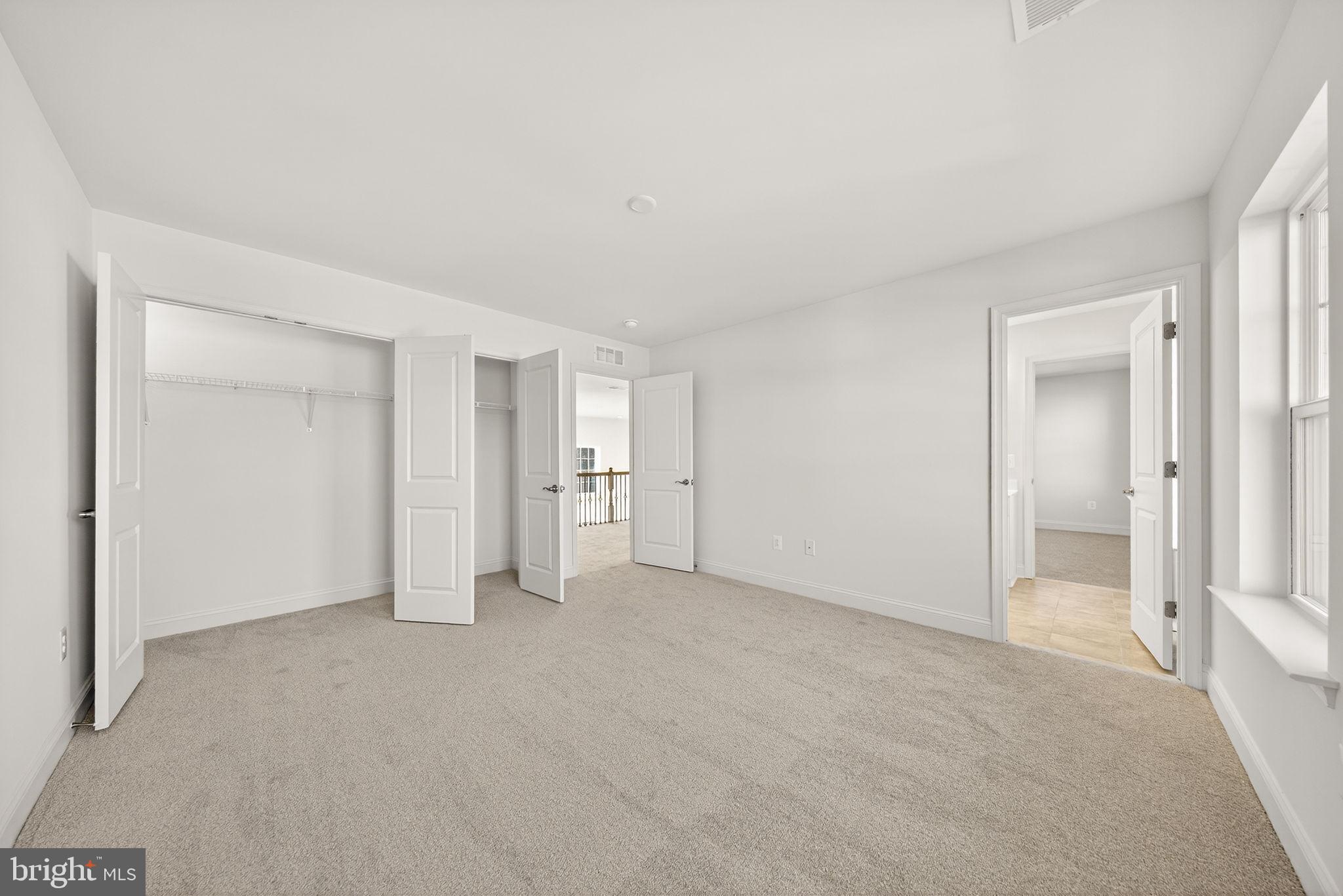 BROOKFIELD - Residential