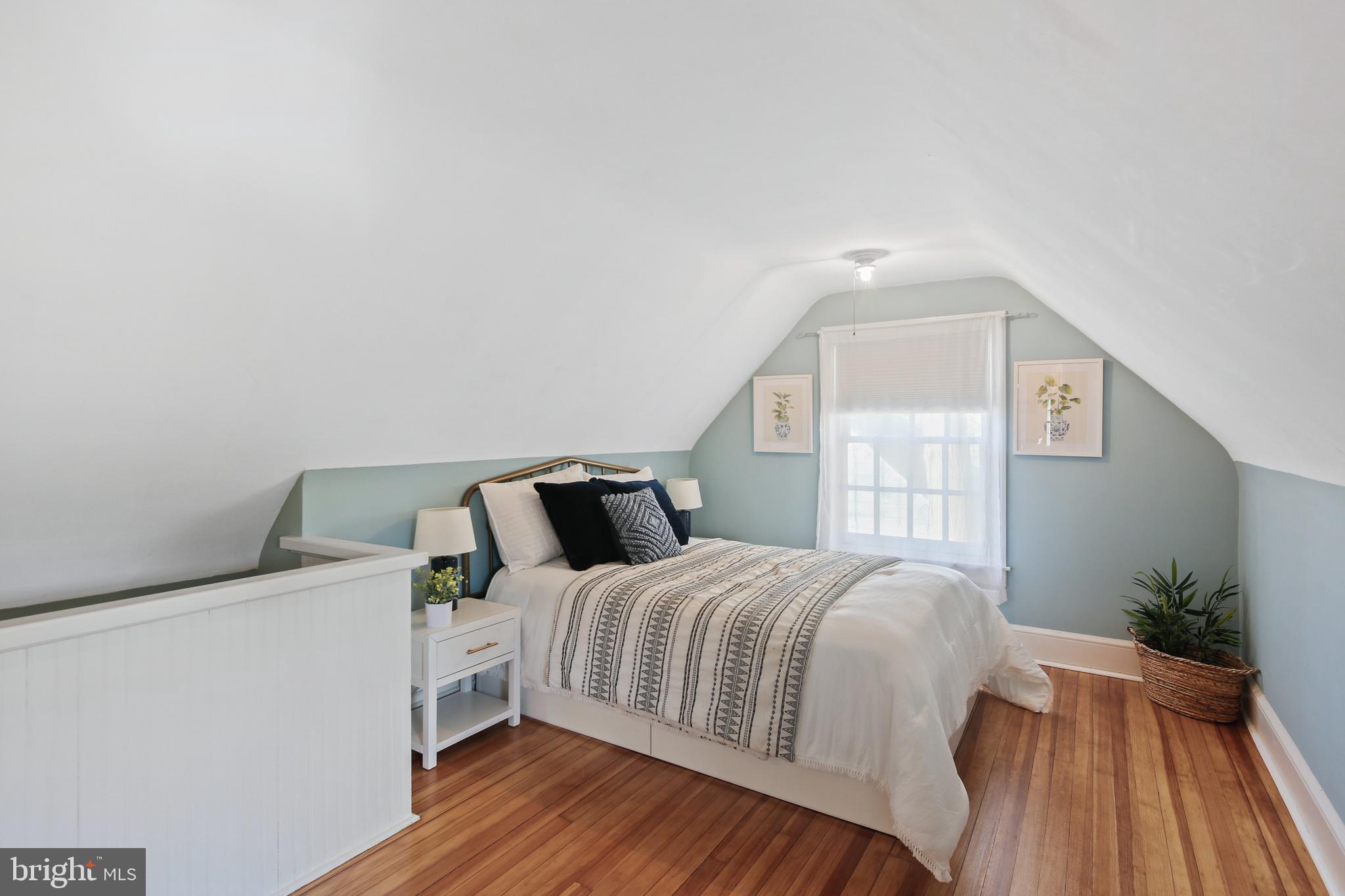 HOMELAND HISTORIC DISTRICT - Residential