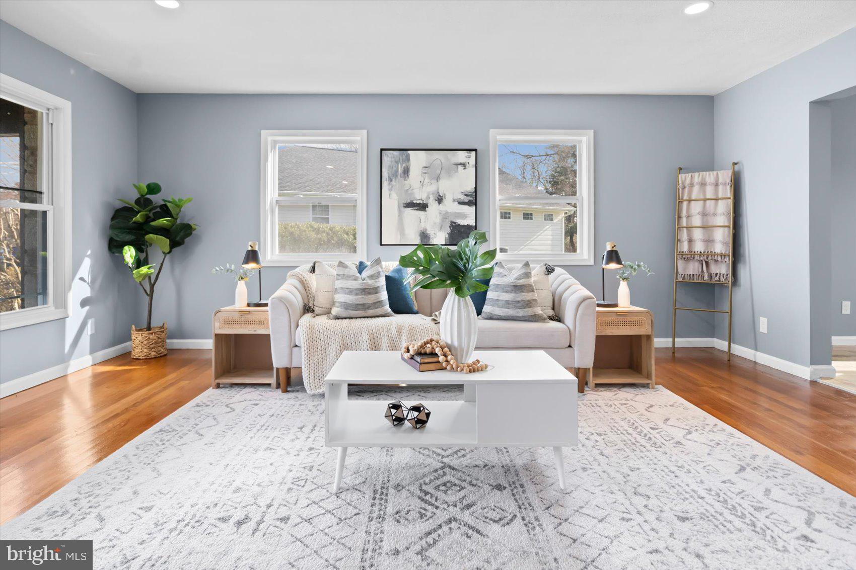 PINE RIDGE - Residential