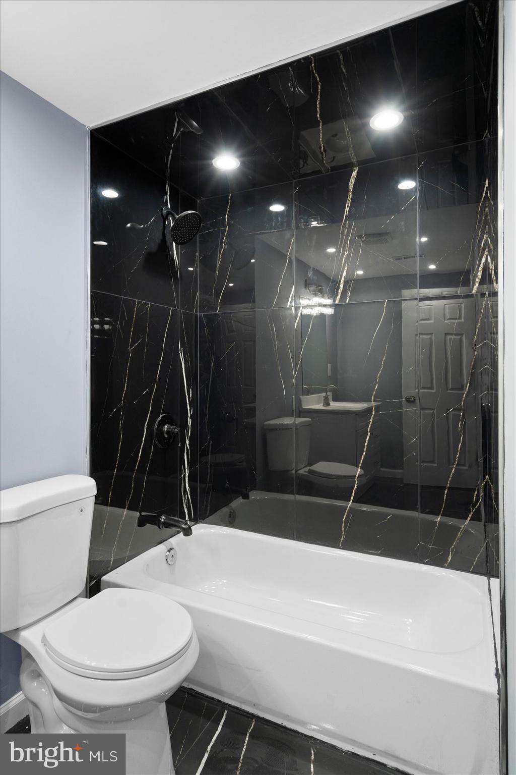 PINE RIDGE - Residential