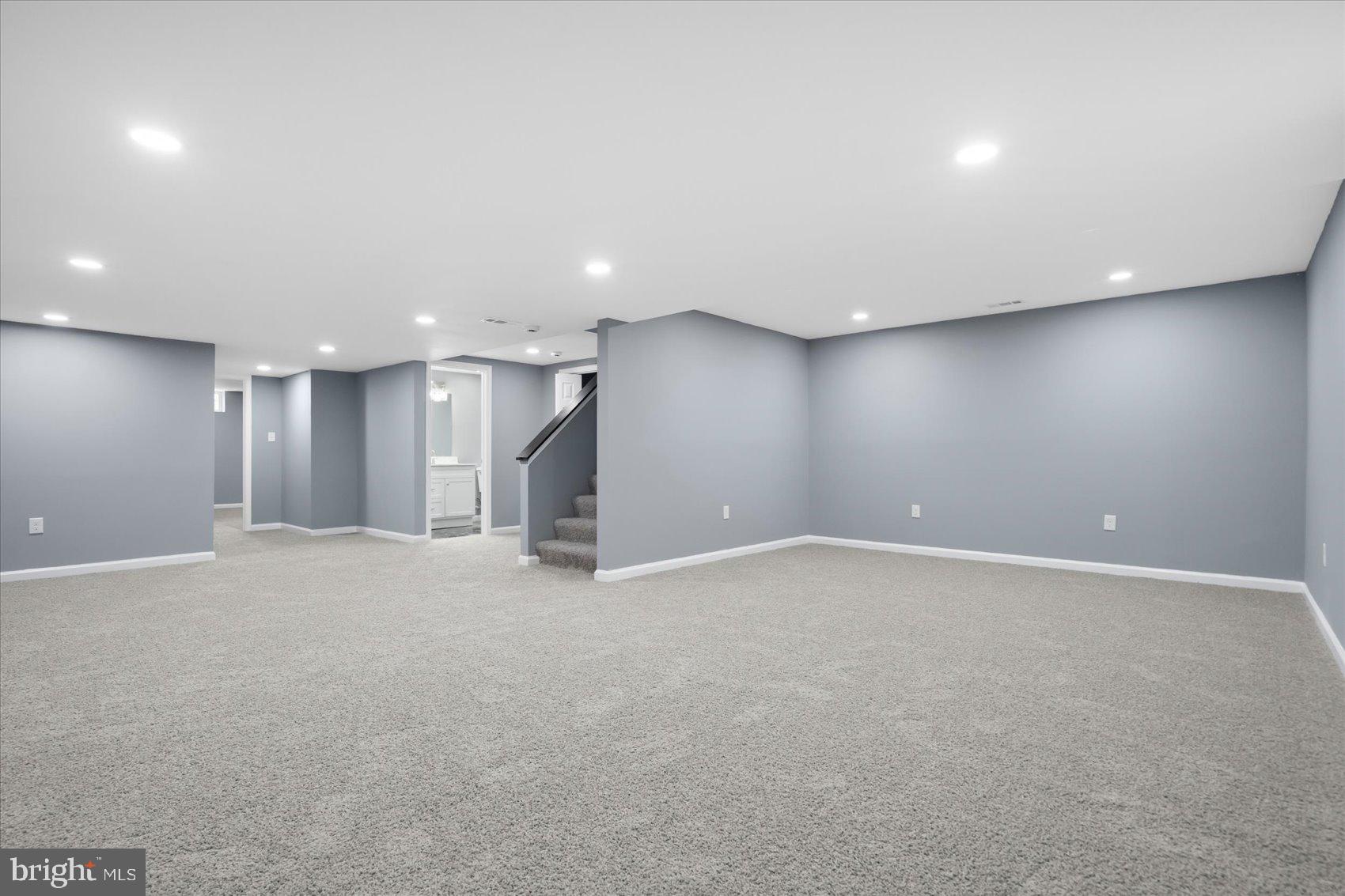 PINE RIDGE - Residential