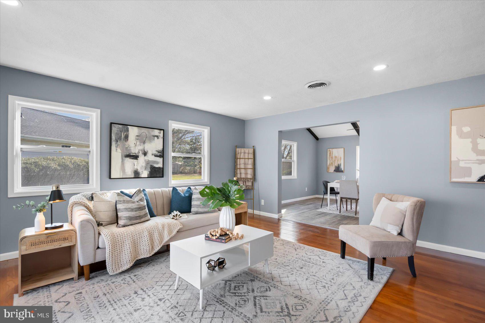 PINE RIDGE - Residential