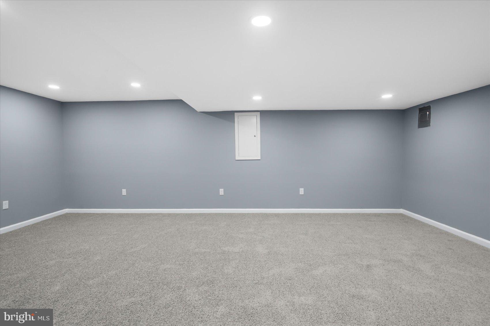 PINE RIDGE - Residential