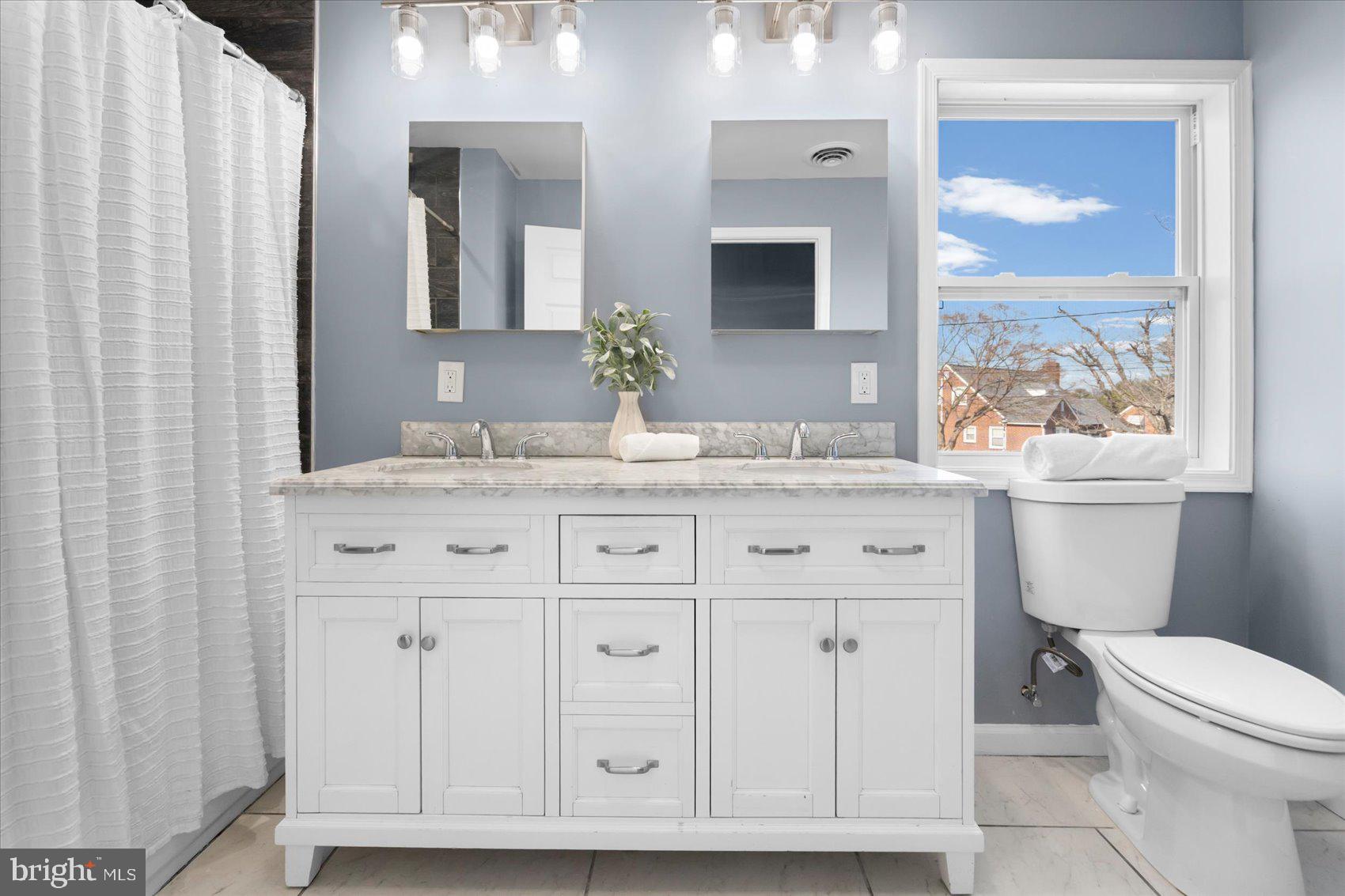 PINE RIDGE - Residential