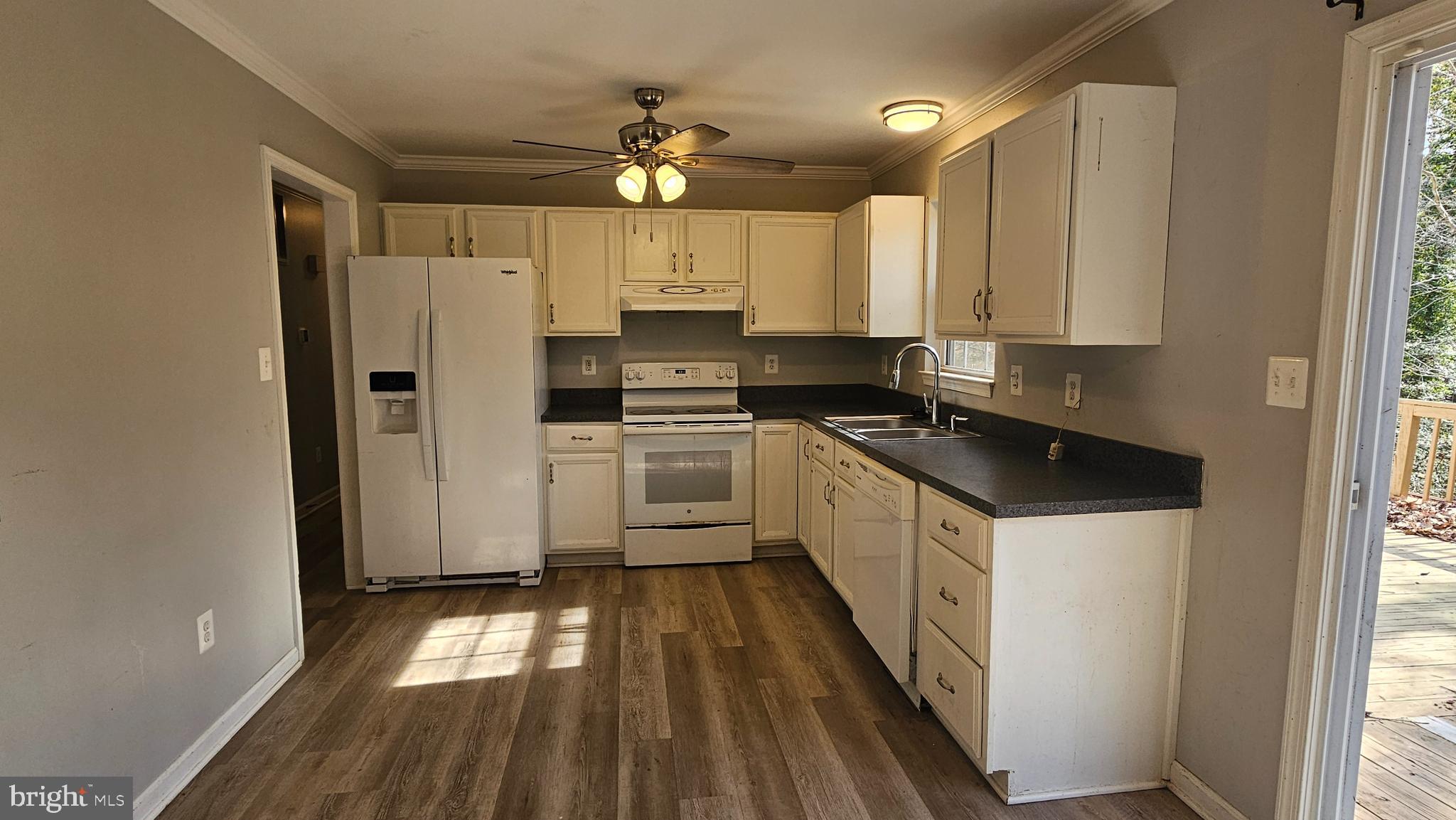 CHESAPEAKE RANCH ESTATES - Residential