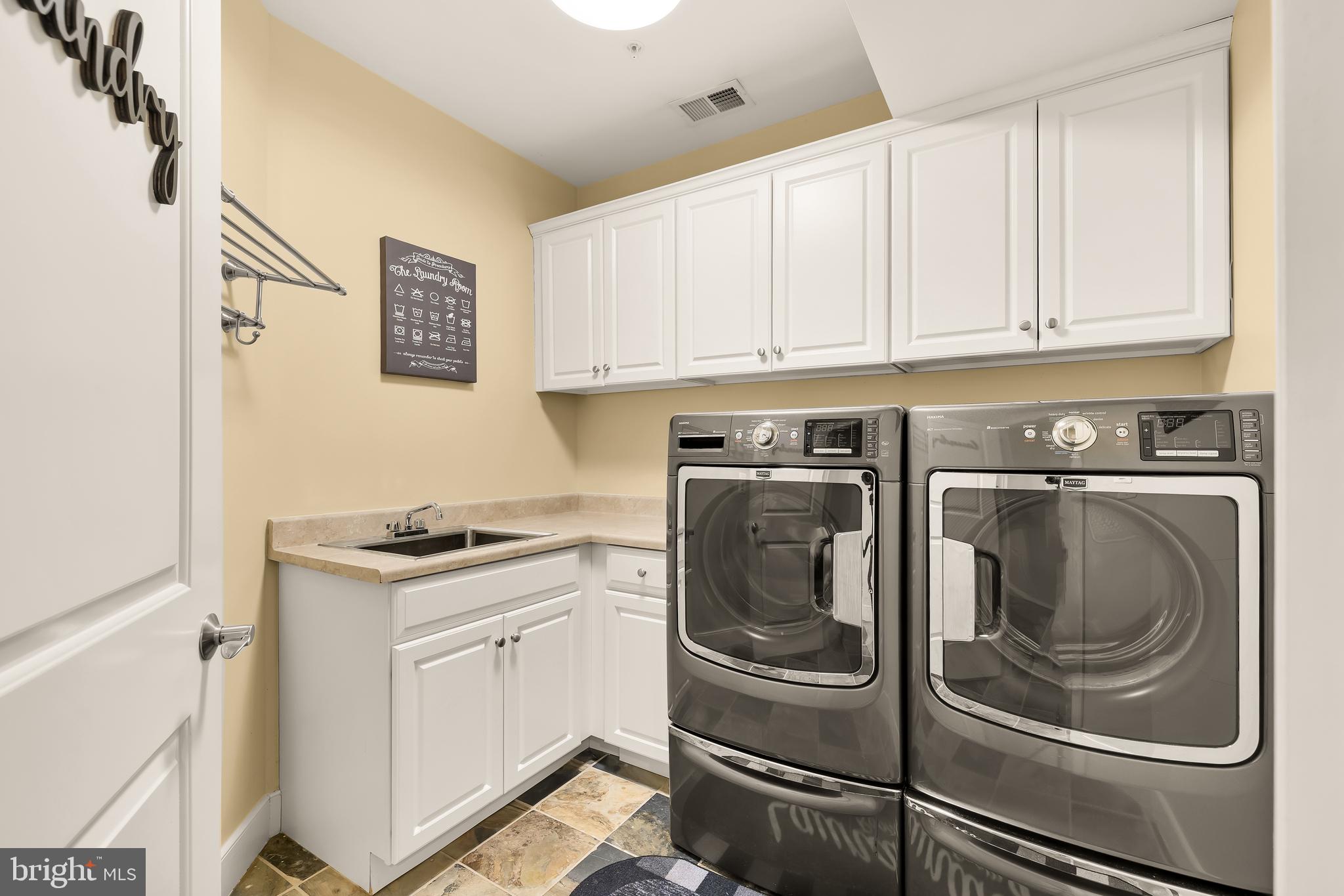 PARKWOOD - Residential