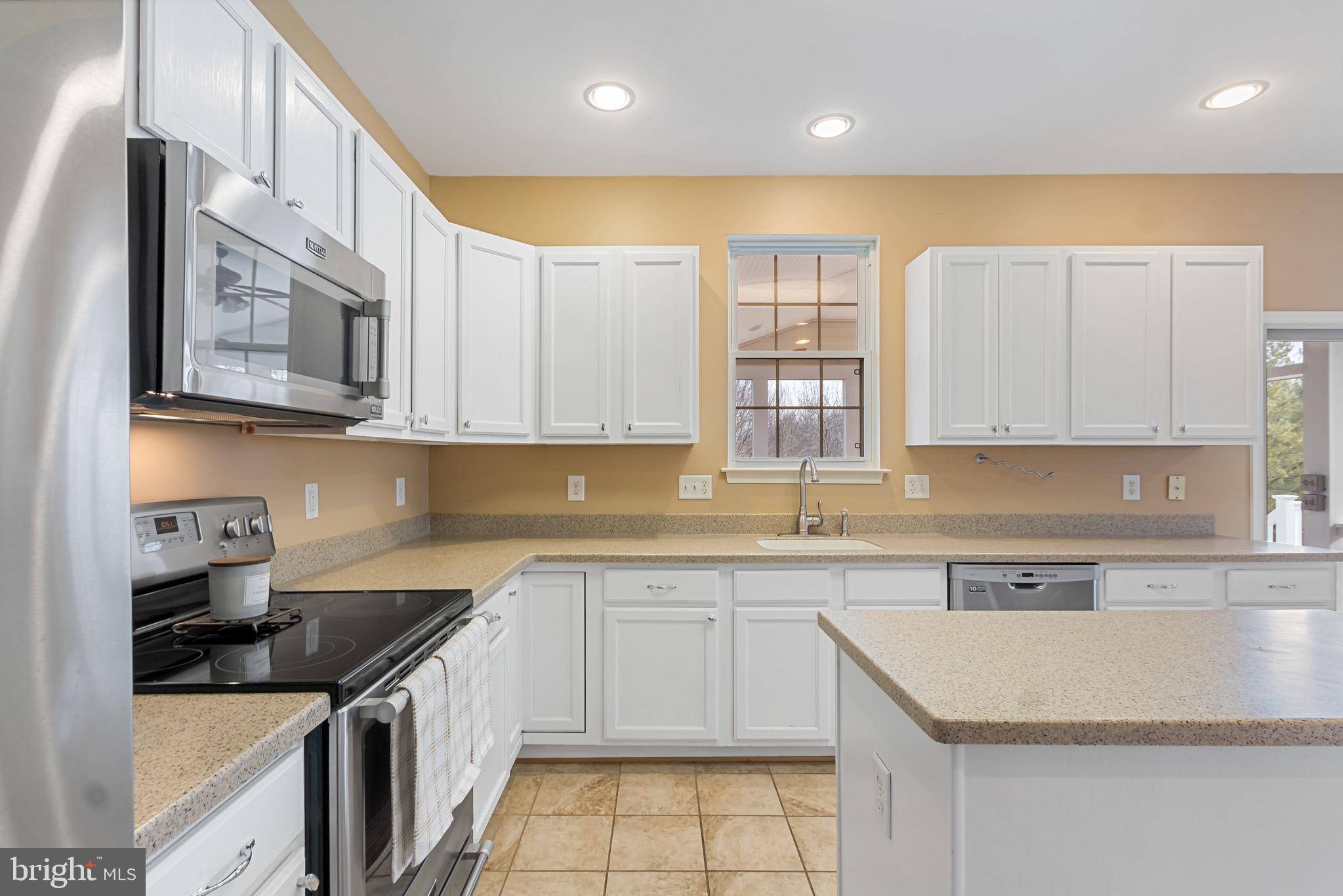 WHITE MARSH - Residential