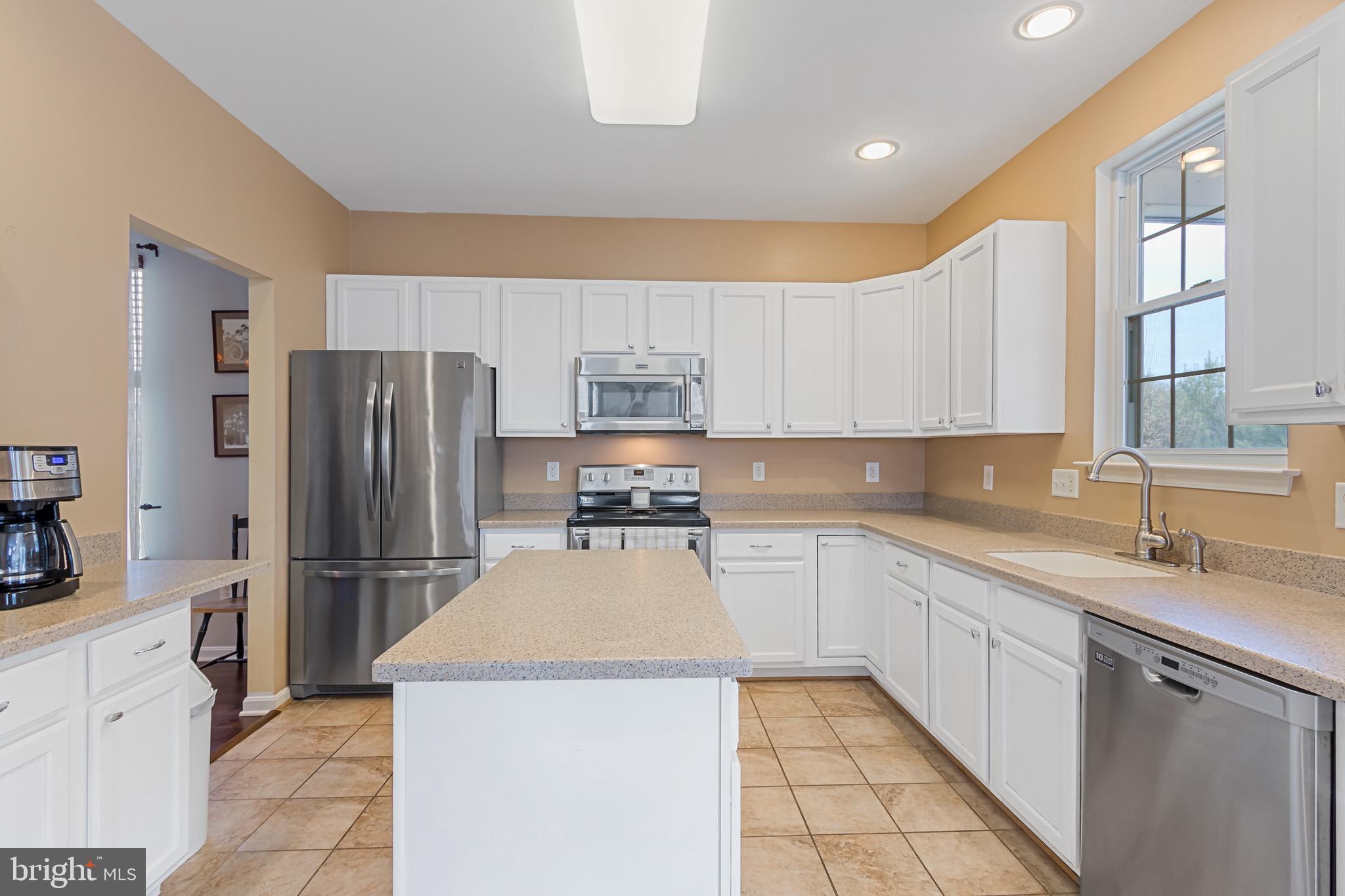 WHITE MARSH - Residential