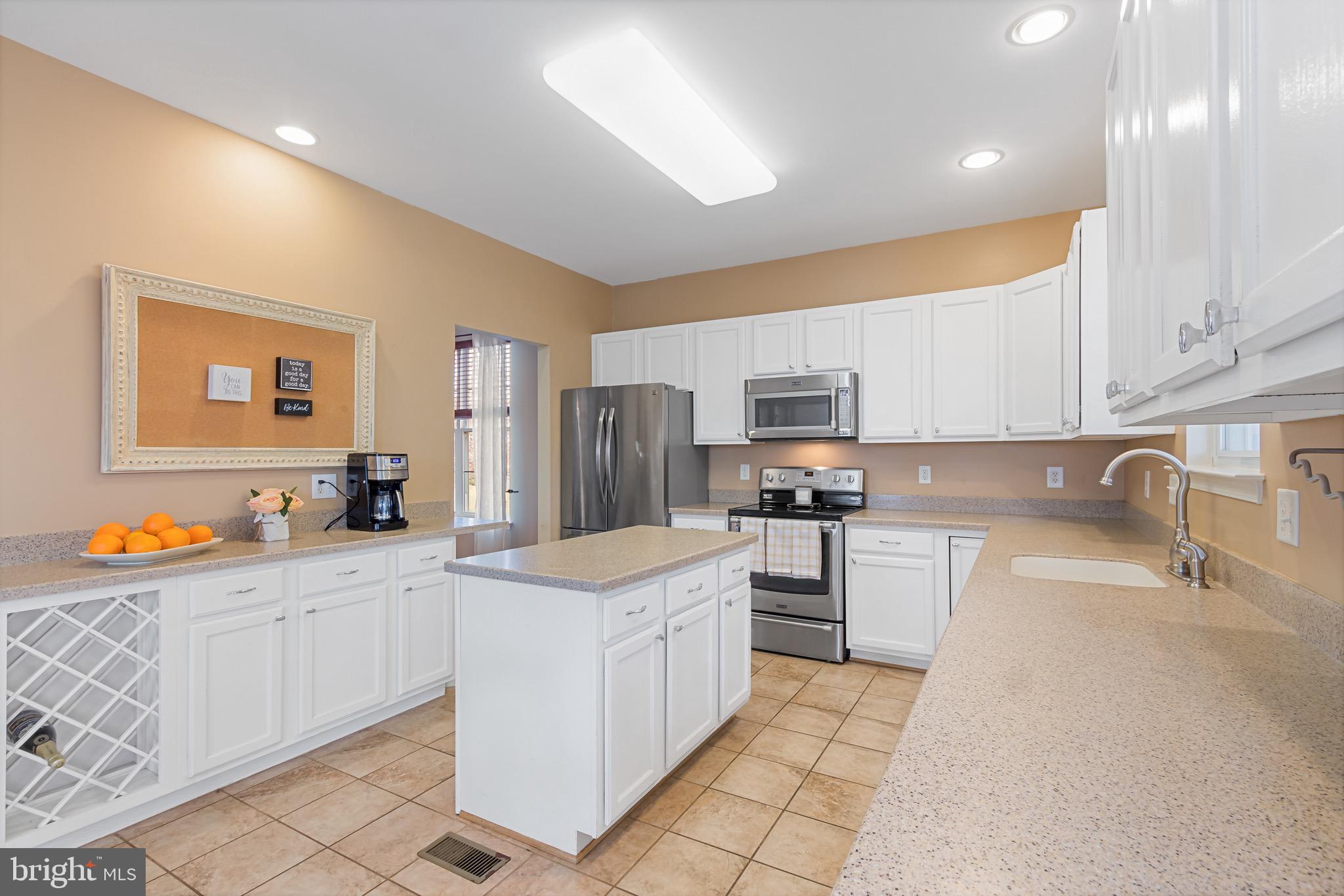 WHITE MARSH - Residential