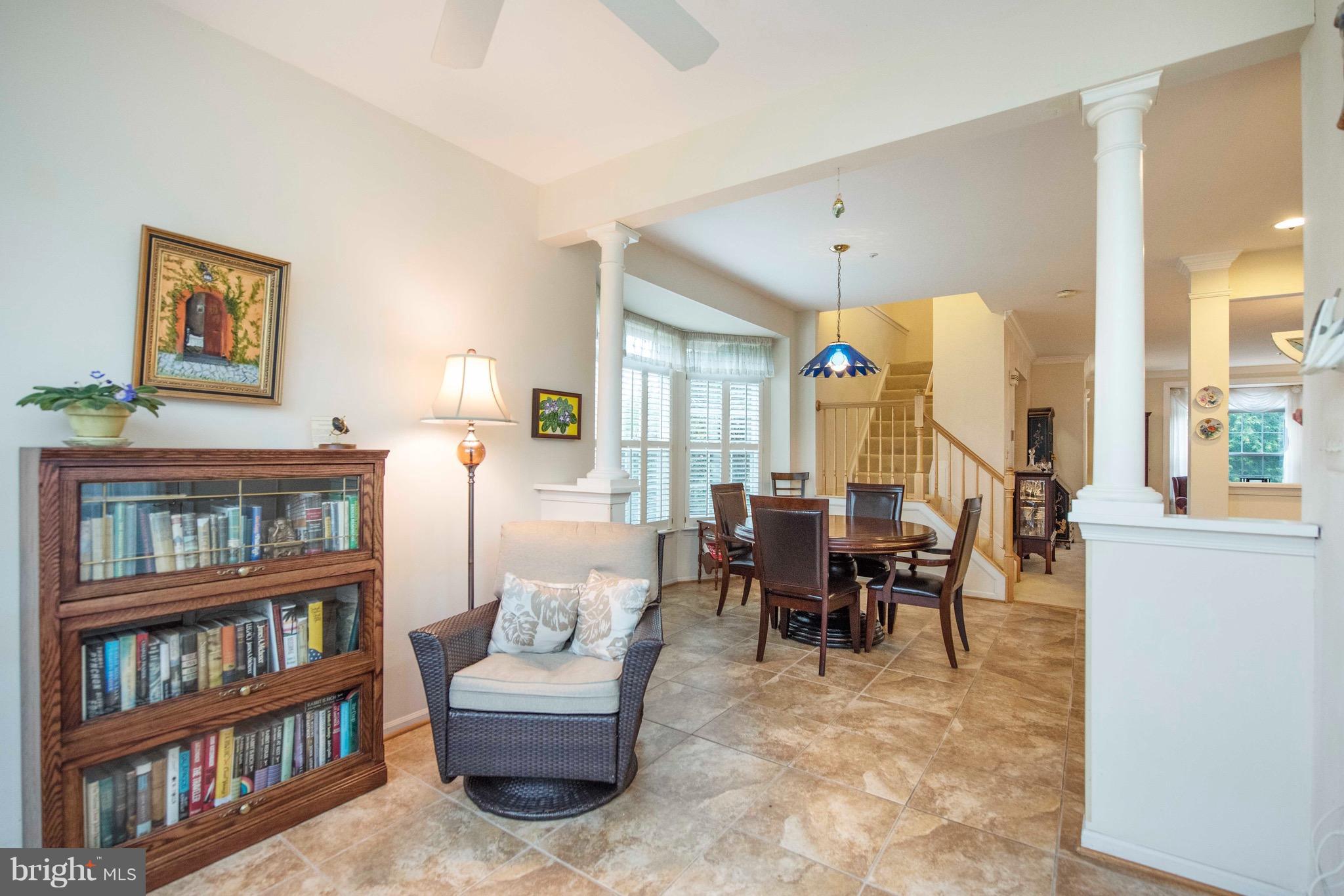 SOUTH RIVER COLONY - Residential