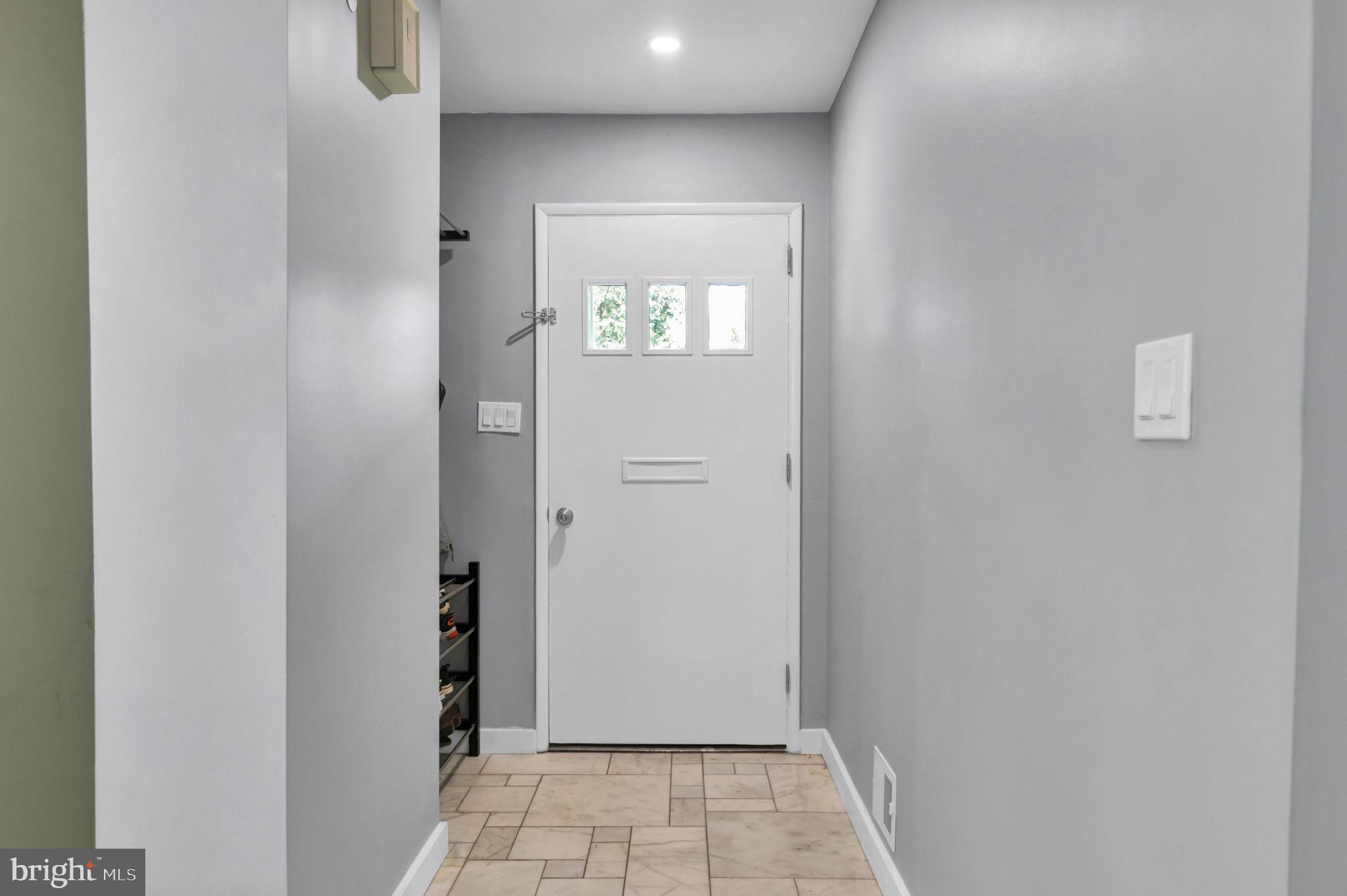 4313 DUBOIS STREET