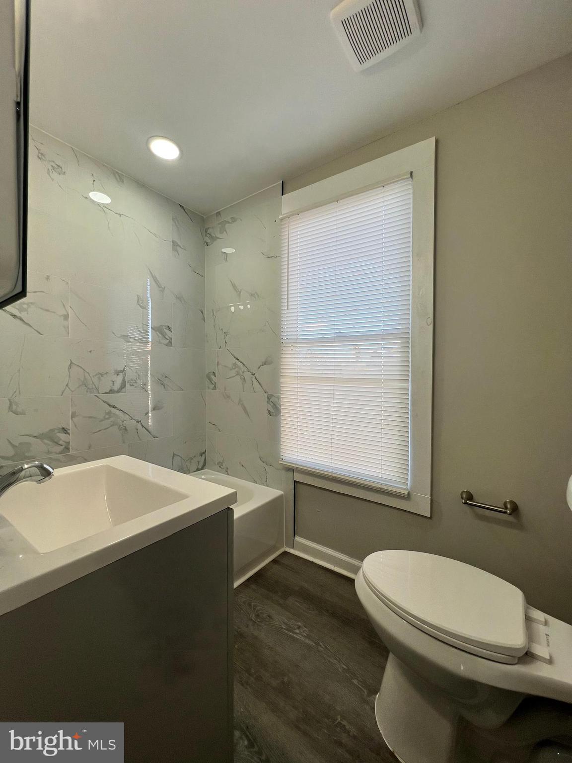 CARROLLTON RIDGE - Residential