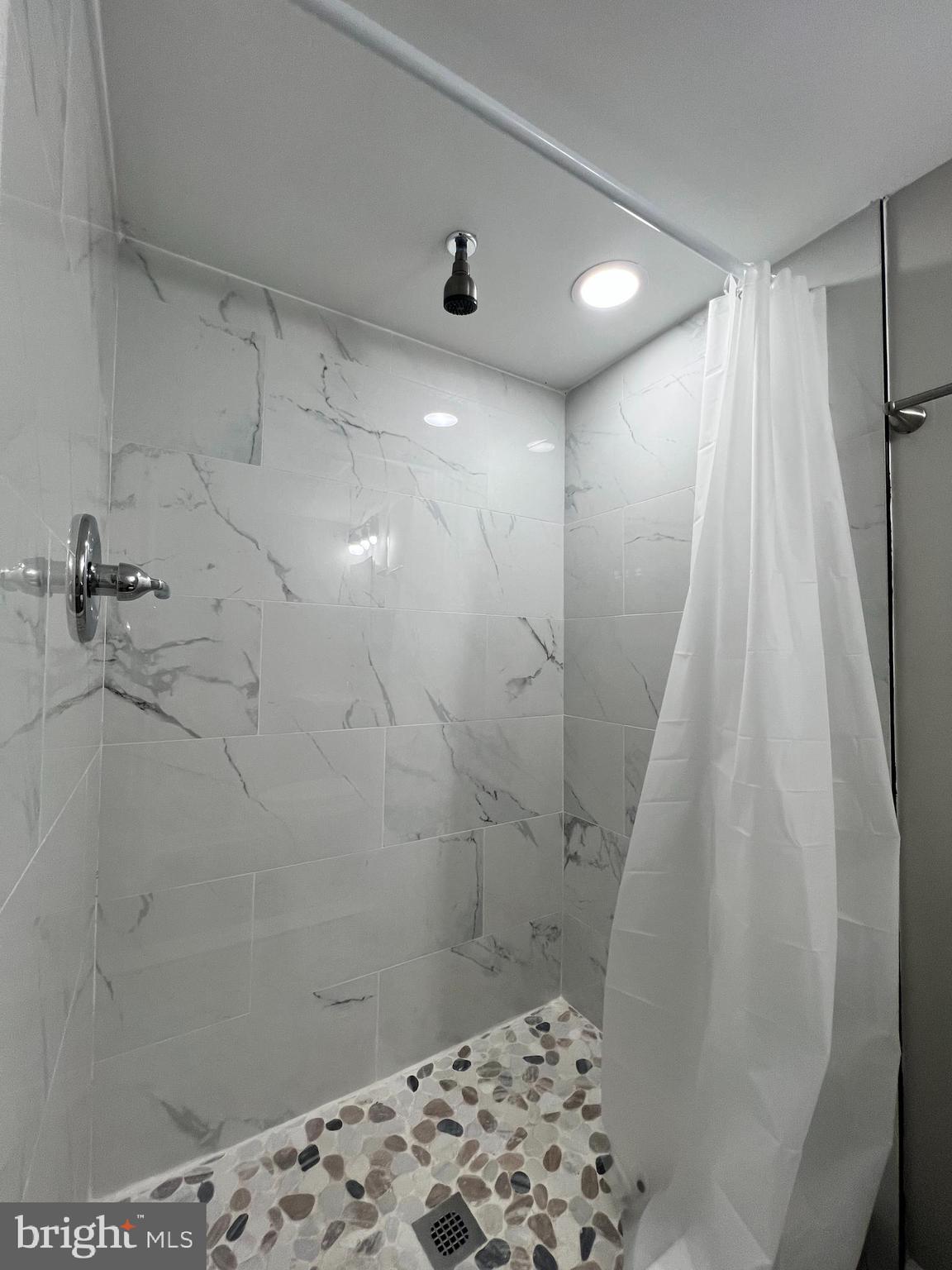 CARROLLTON RIDGE - Residential