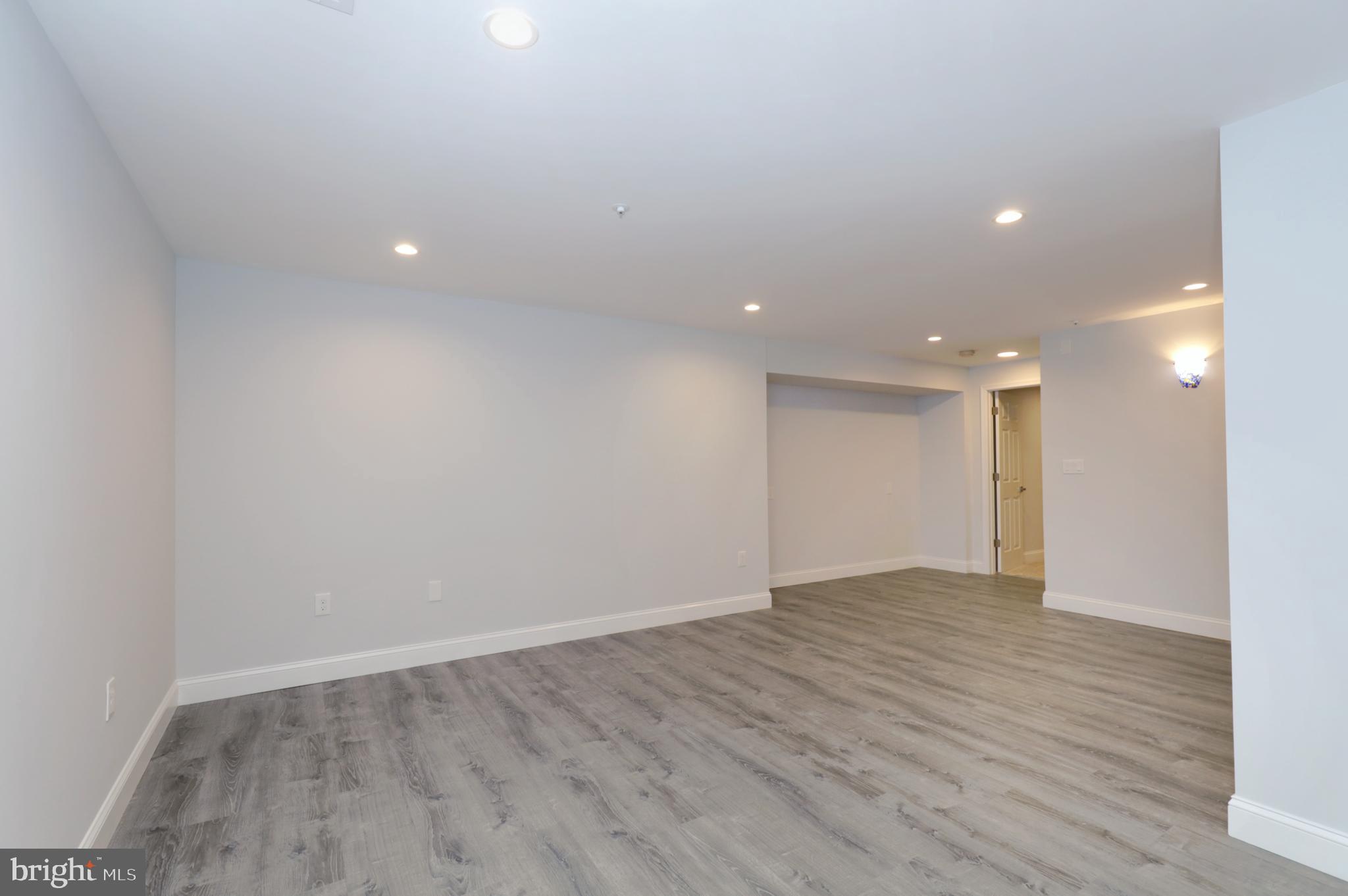 BROAD CREEK - Residential