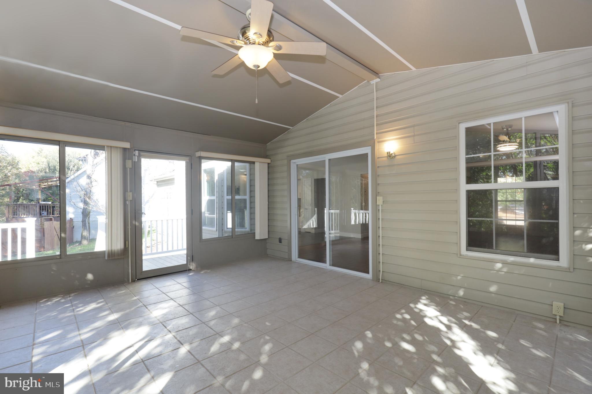 BROAD CREEK - Residential