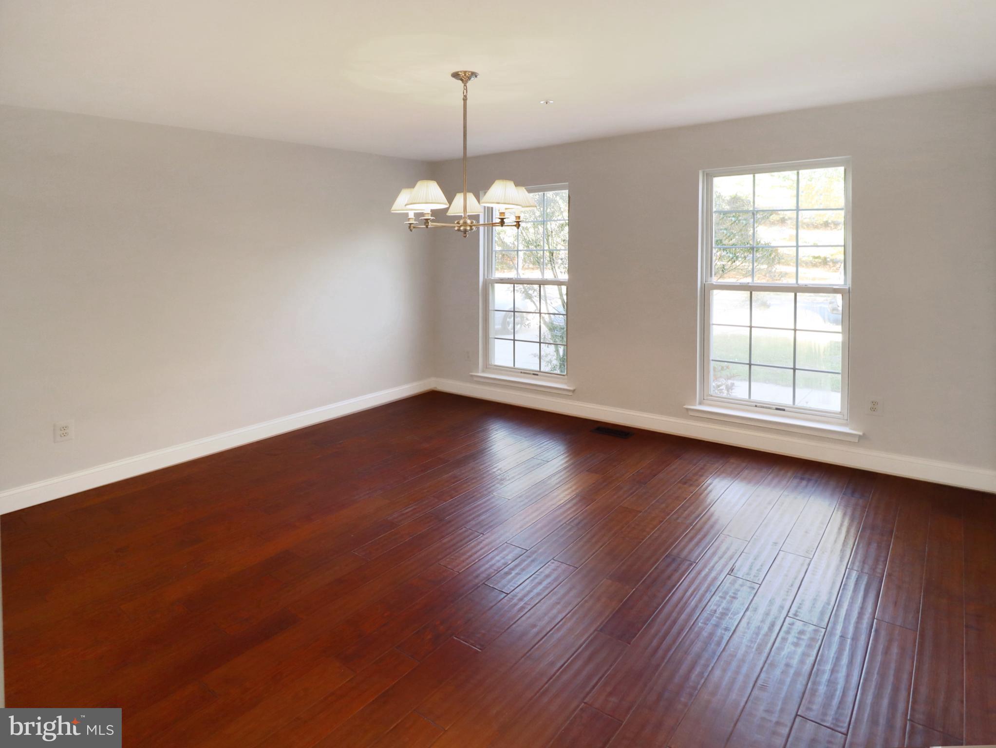 BROAD CREEK - Residential