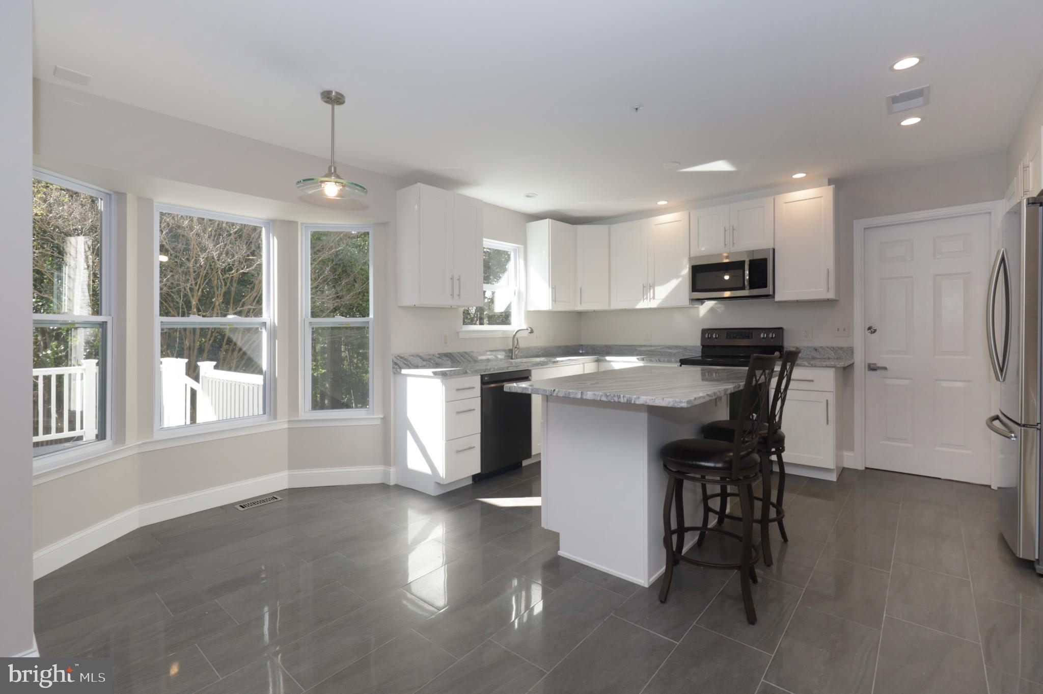 BROAD CREEK - Residential