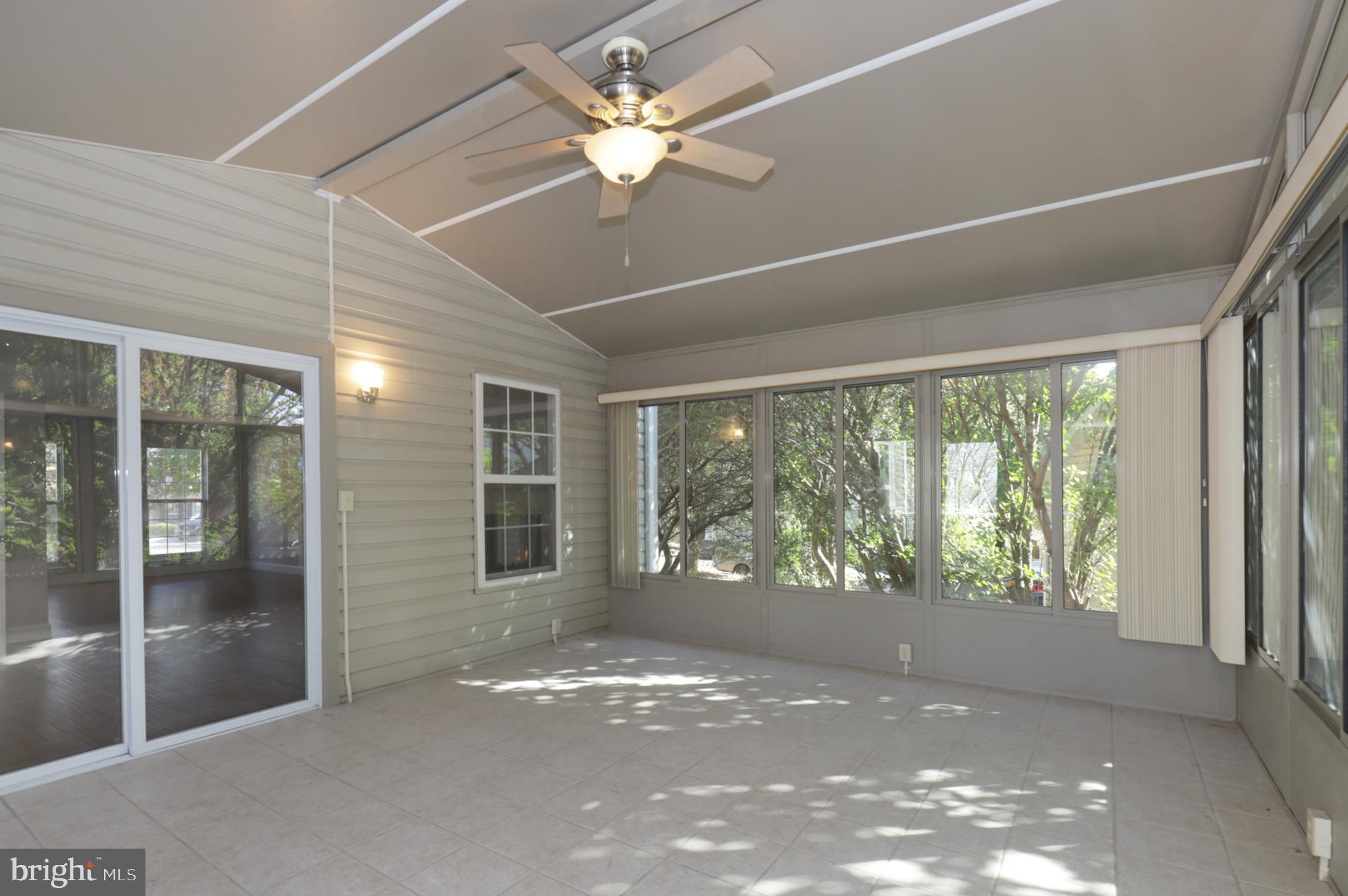 BROAD CREEK - Residential