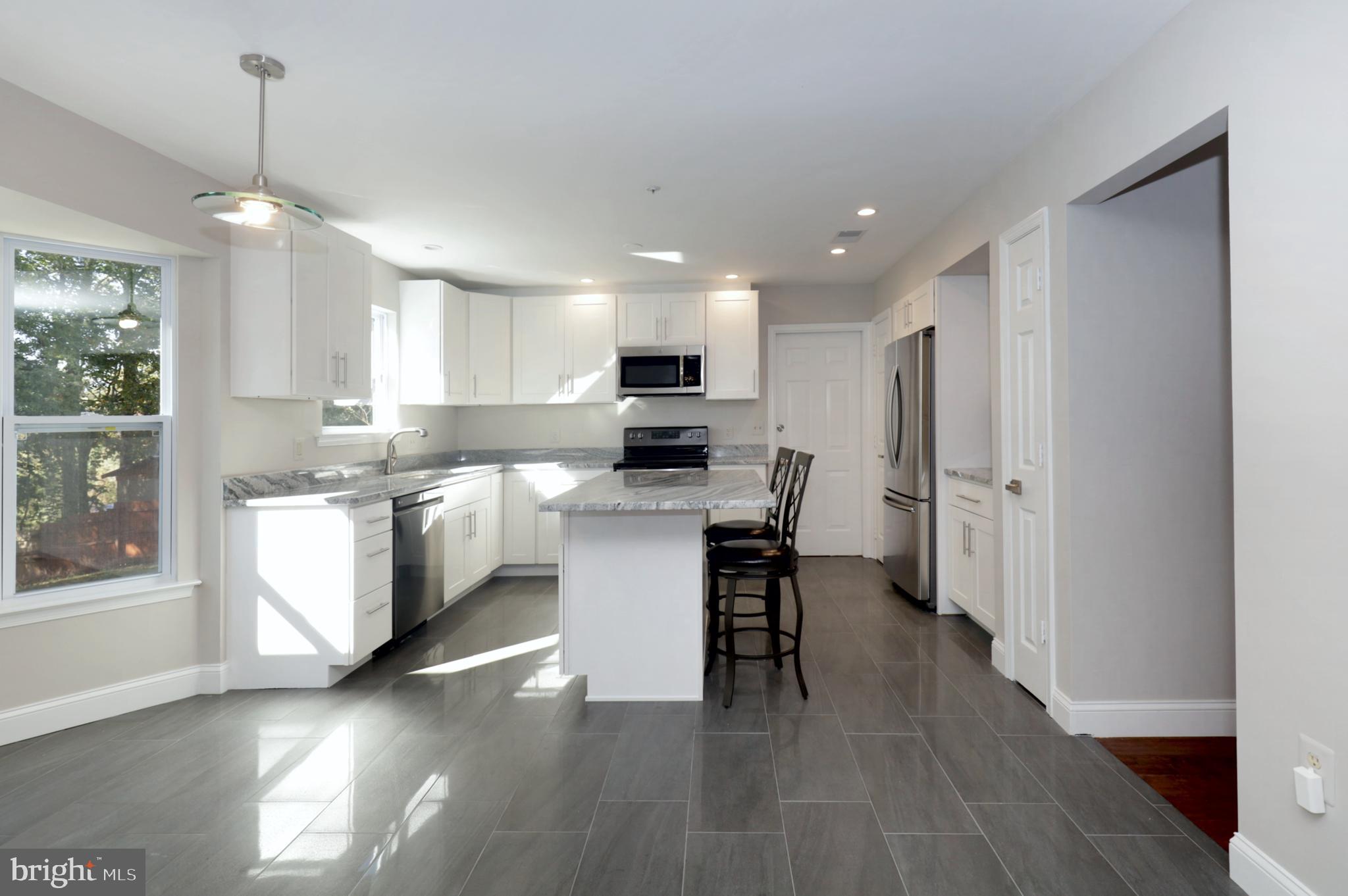 BROAD CREEK - Residential