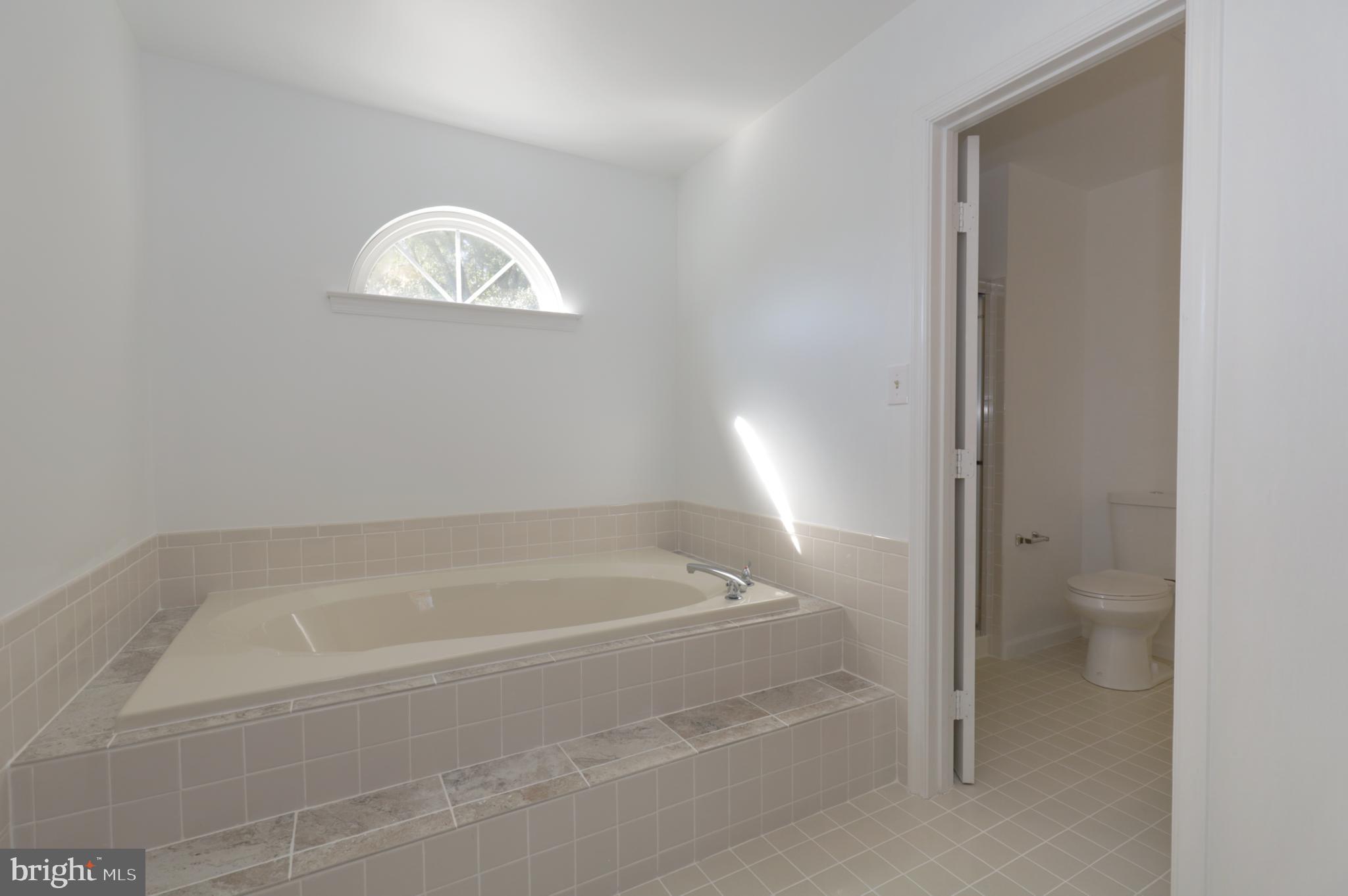 BROAD CREEK - Residential