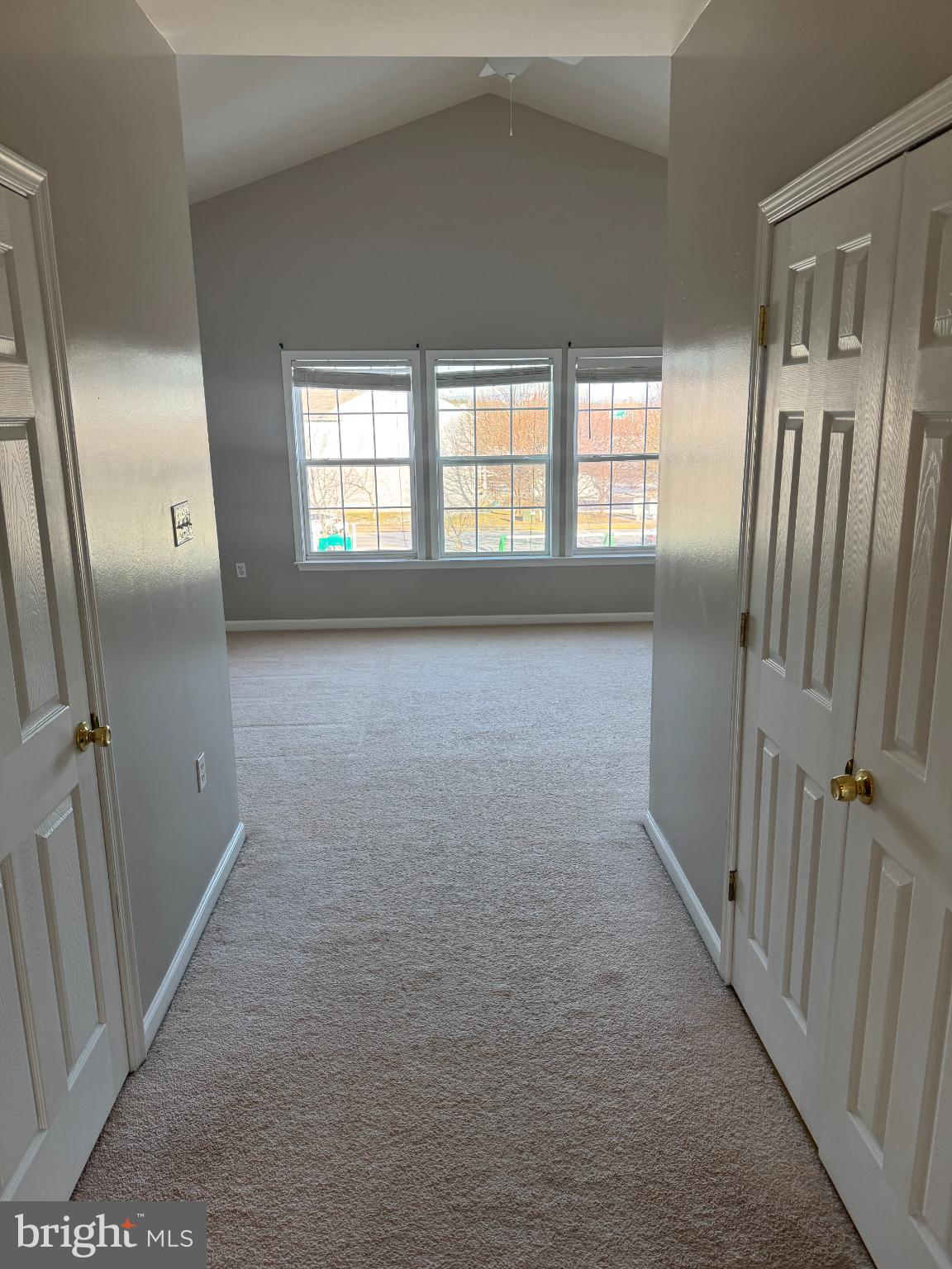 COUNTY GREEN - Residential Lease