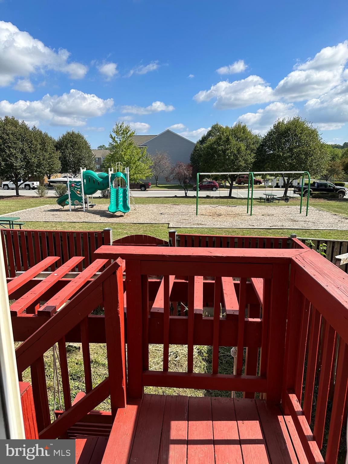 COUNTY GREEN - Residential Lease