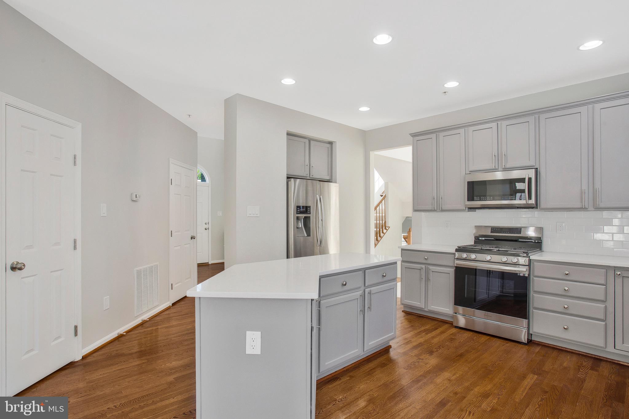 HAMPTON SUB-PLAT 1> - Residential